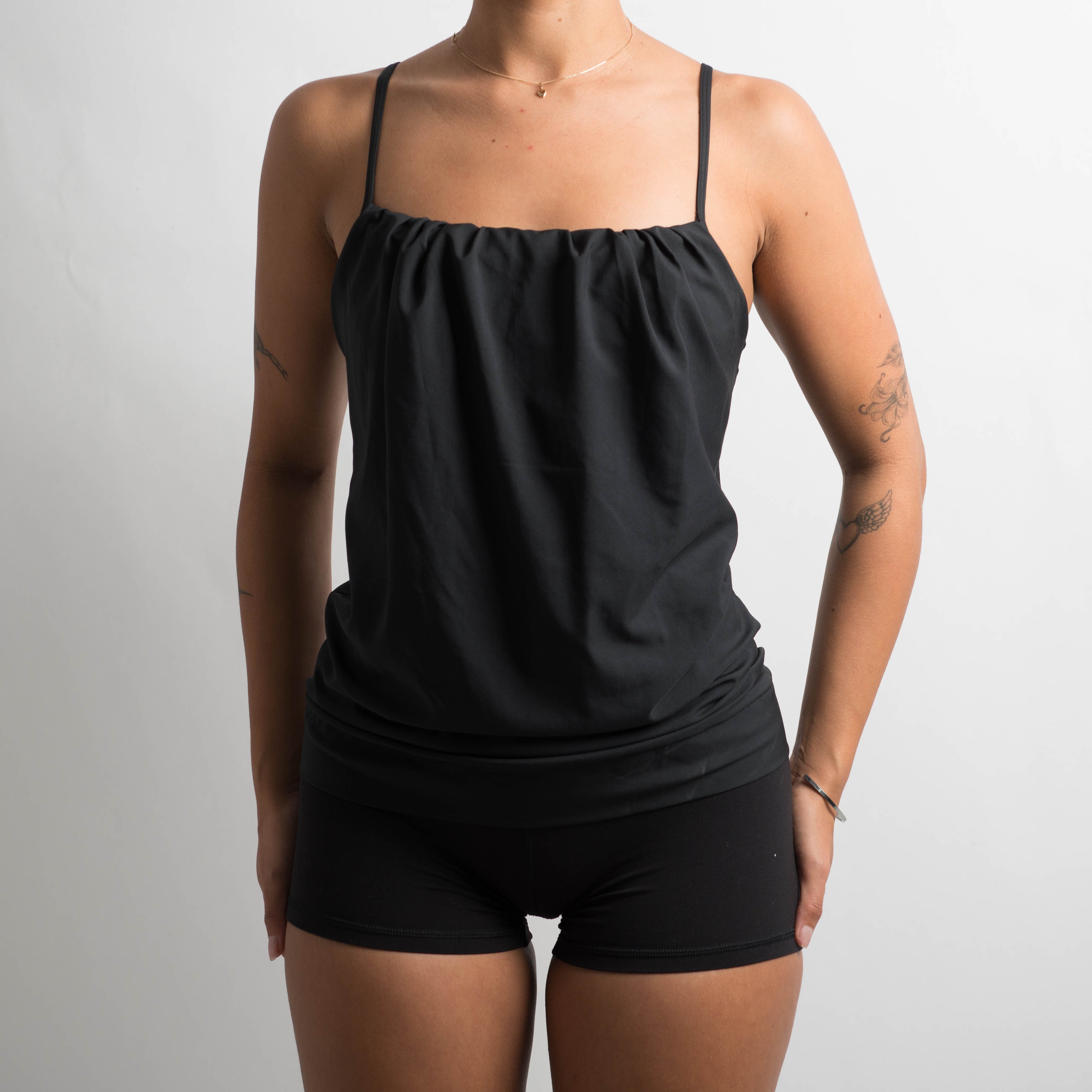 BLACK ACTIVE TANK TOP