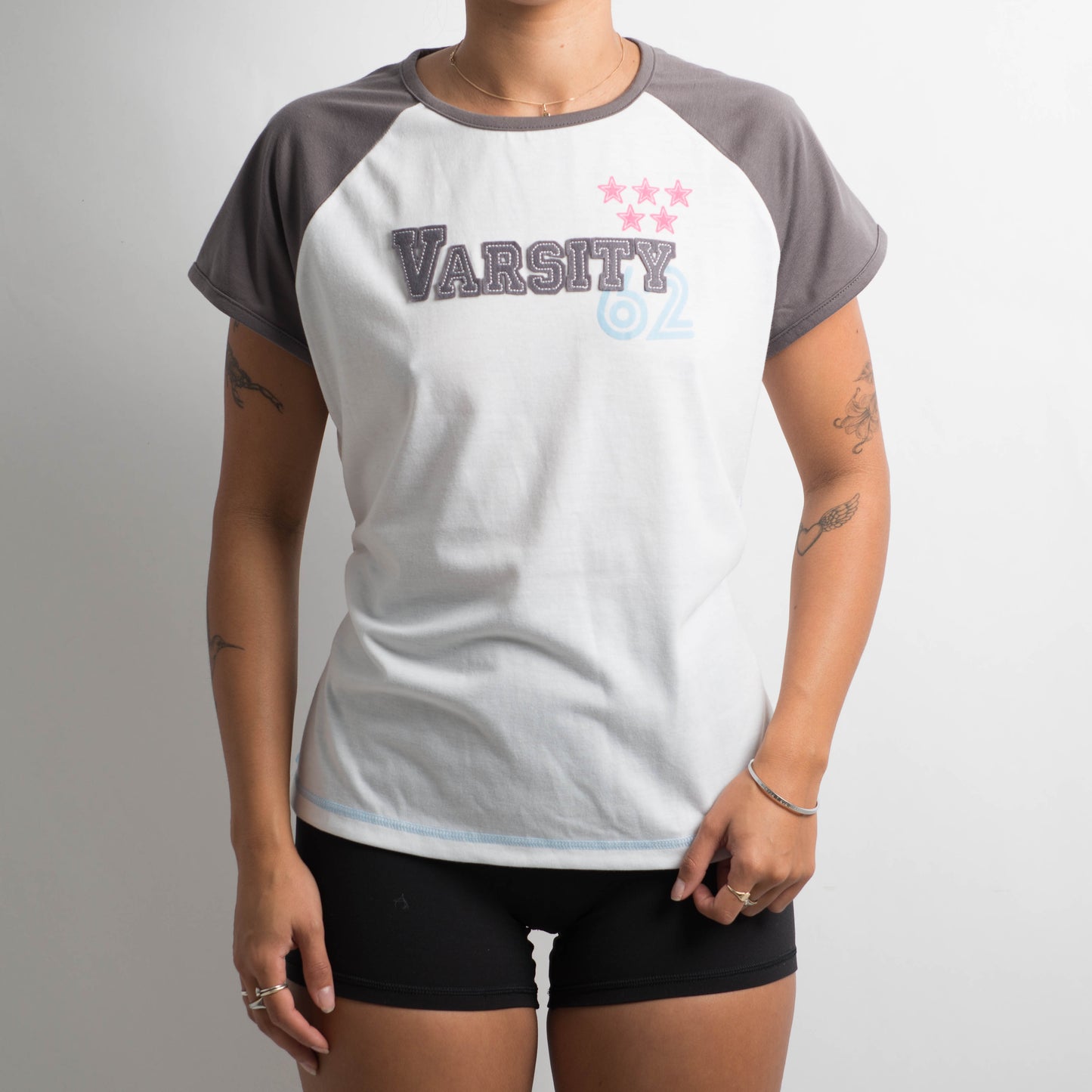 VARSITY RAGLAN TEE