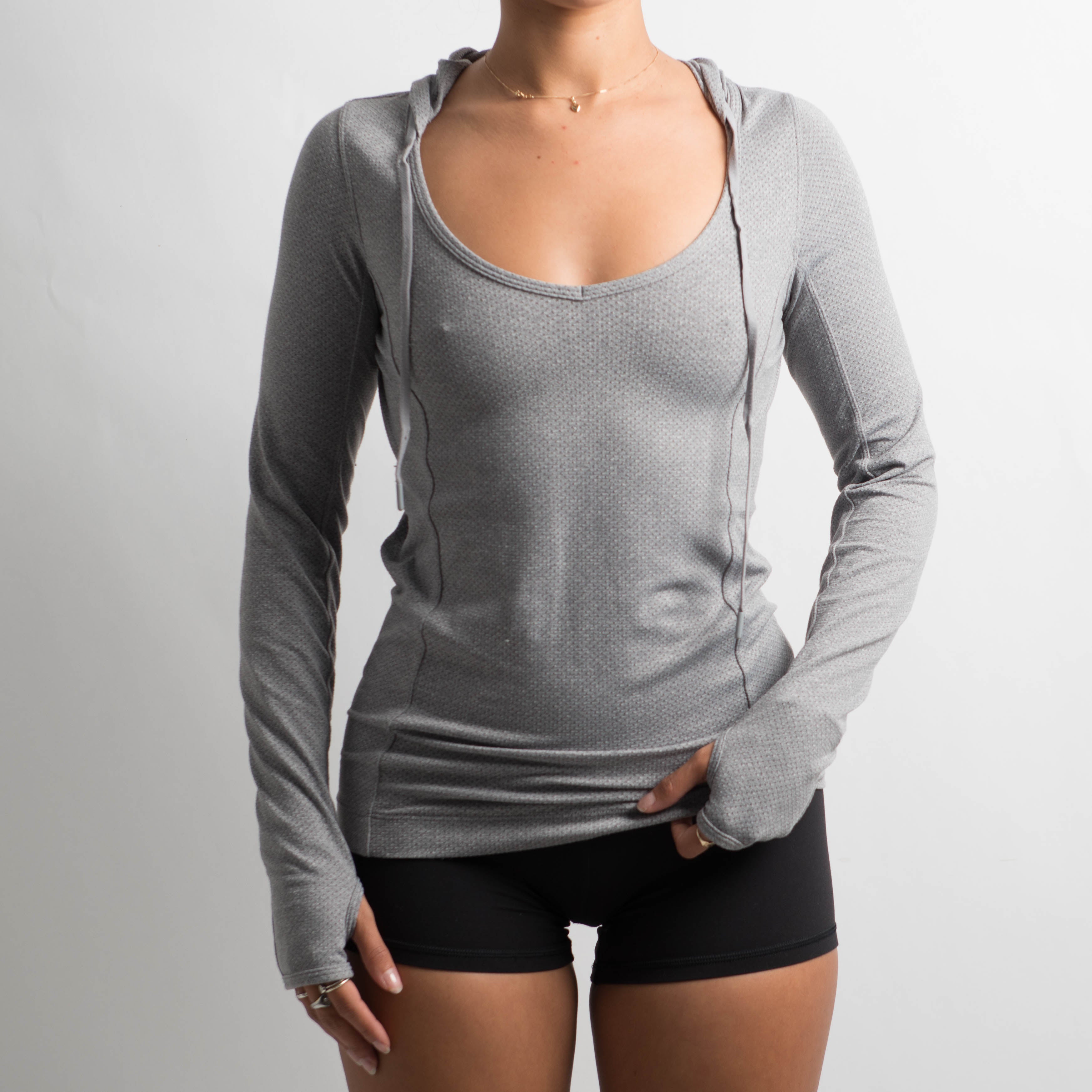 GREY LONG SLEEVE TOP
