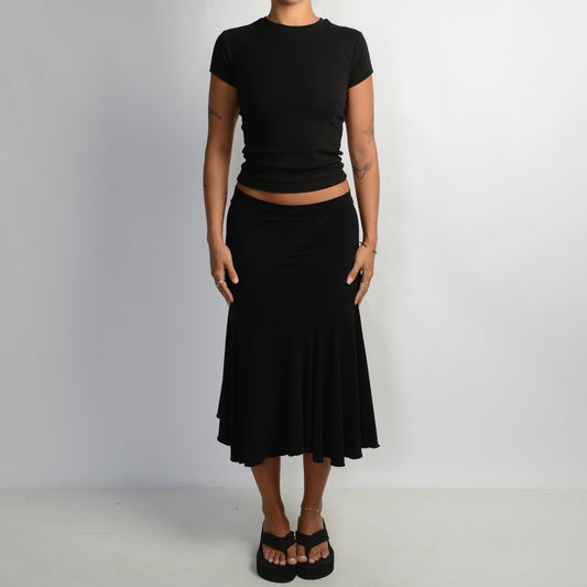 SLINKY BLACK MIDI SKIRT