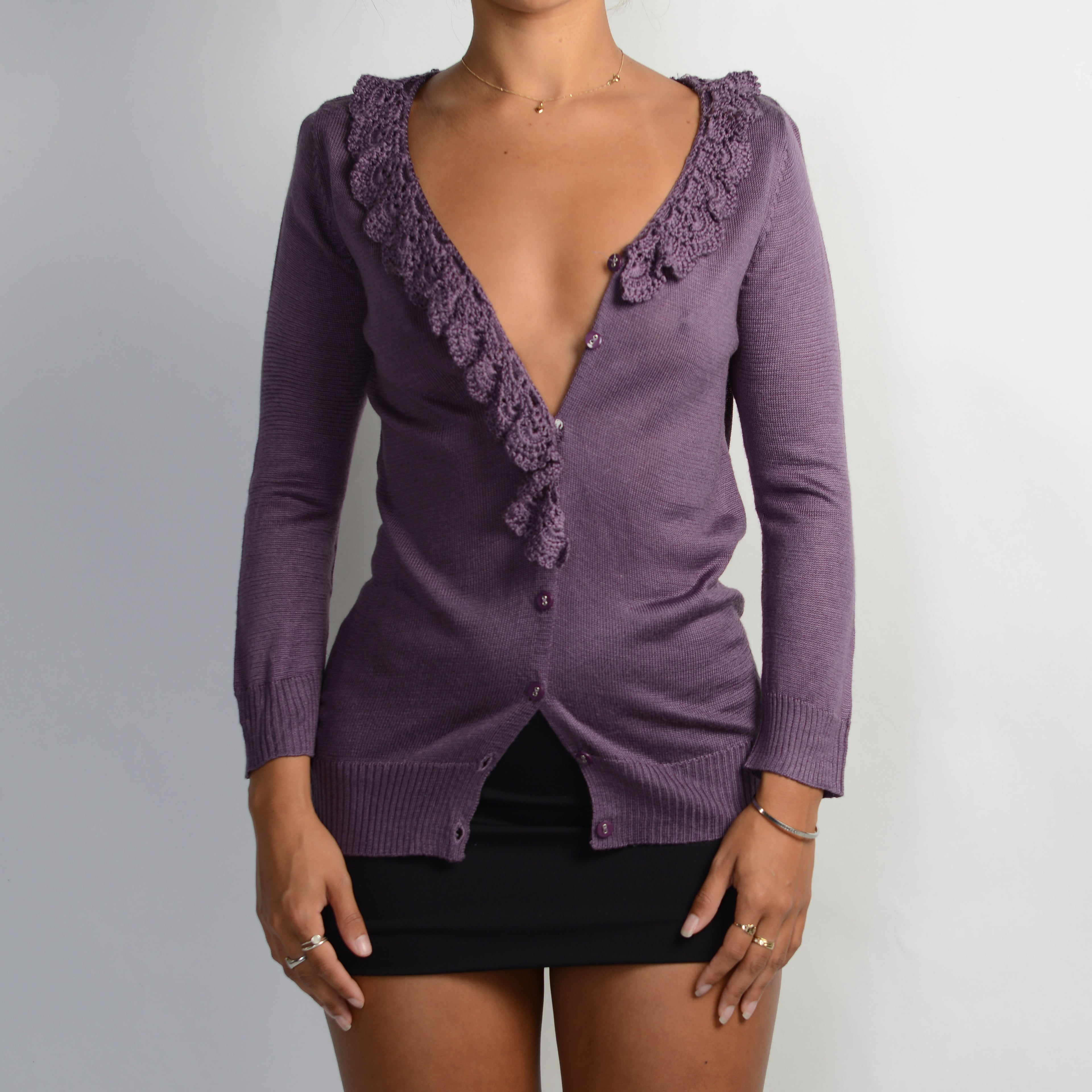 PURPLE RUFFLE KNIT CARDIGAN