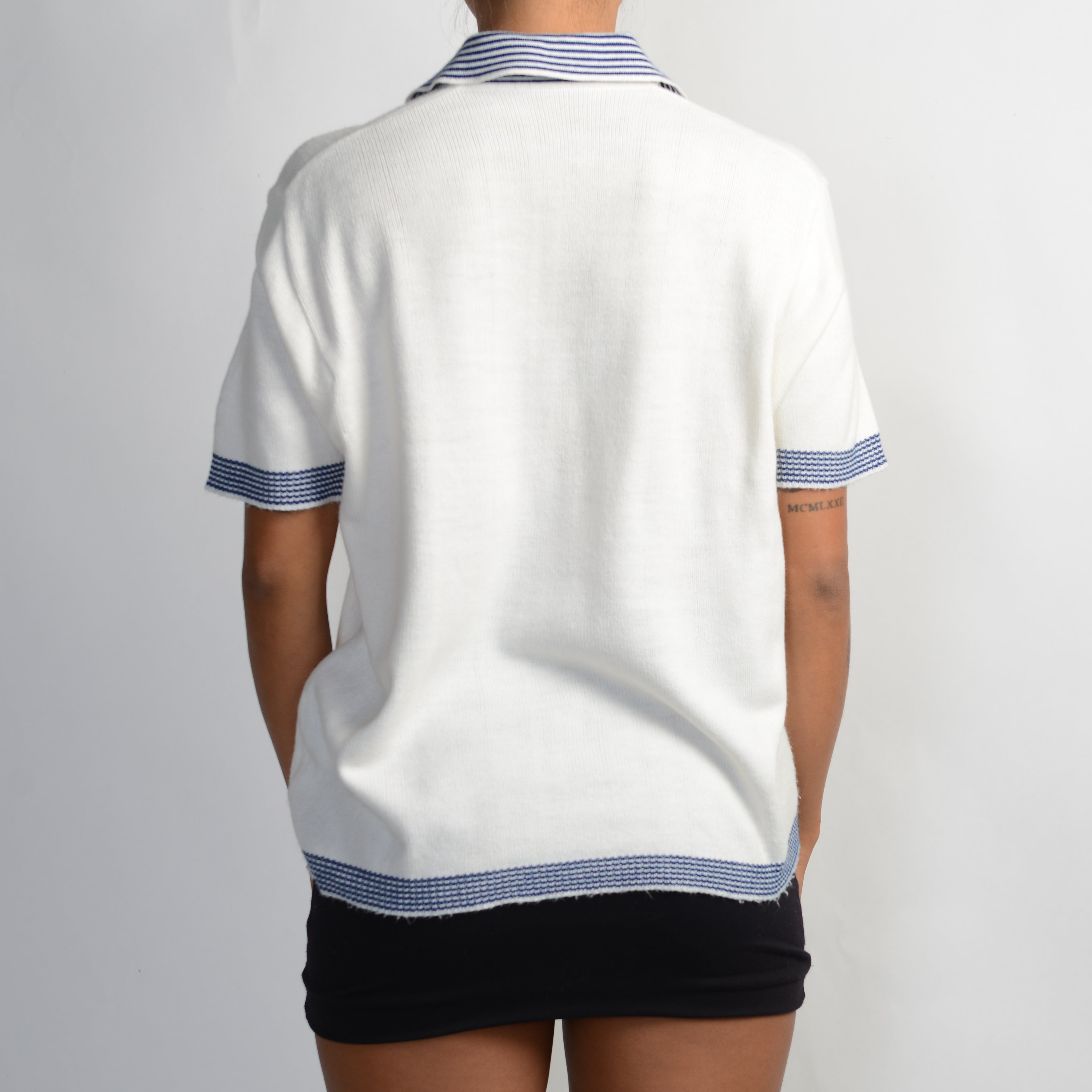 NAVY STRIPE COLLAR TOP