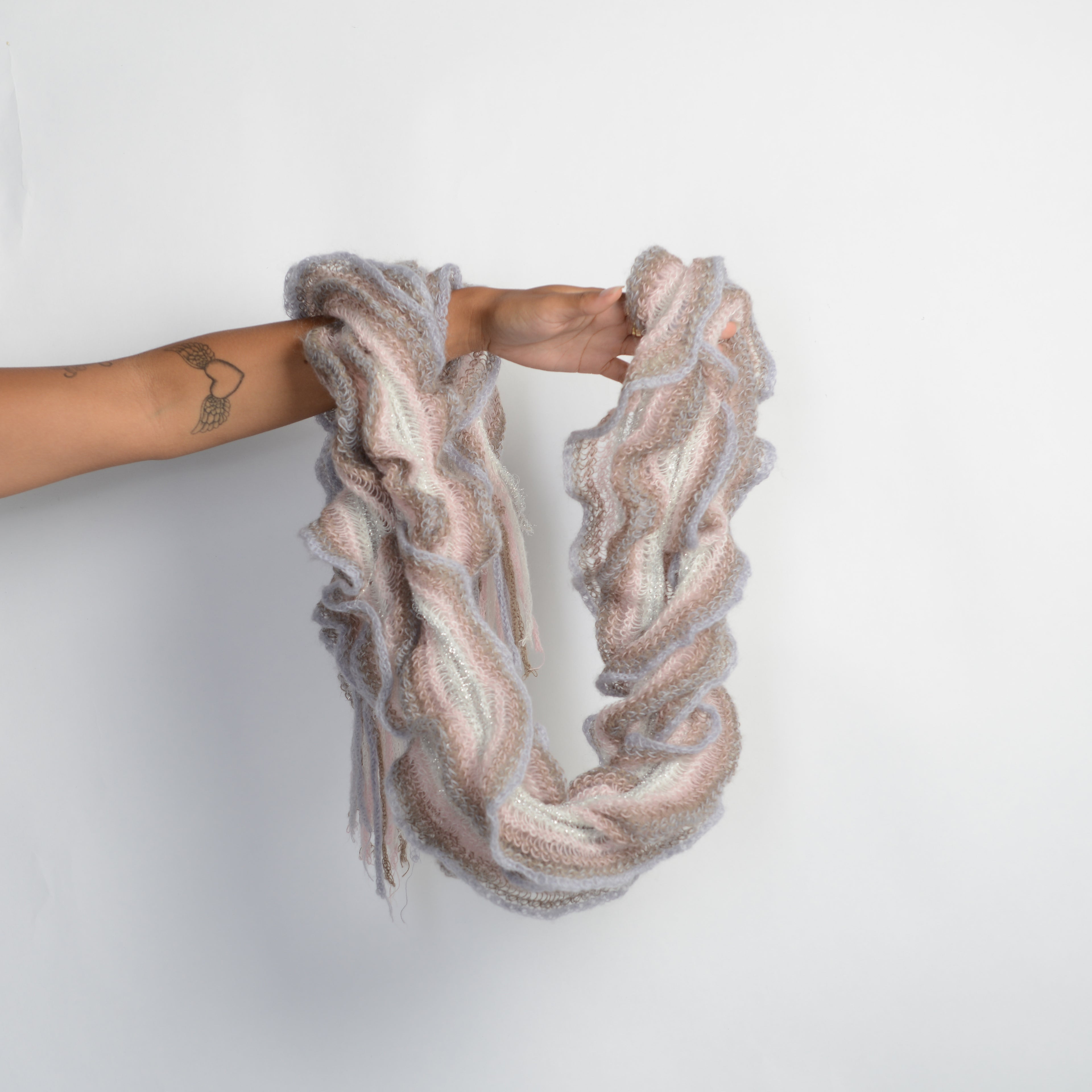 PINK RUFFLE KNIT SCARF