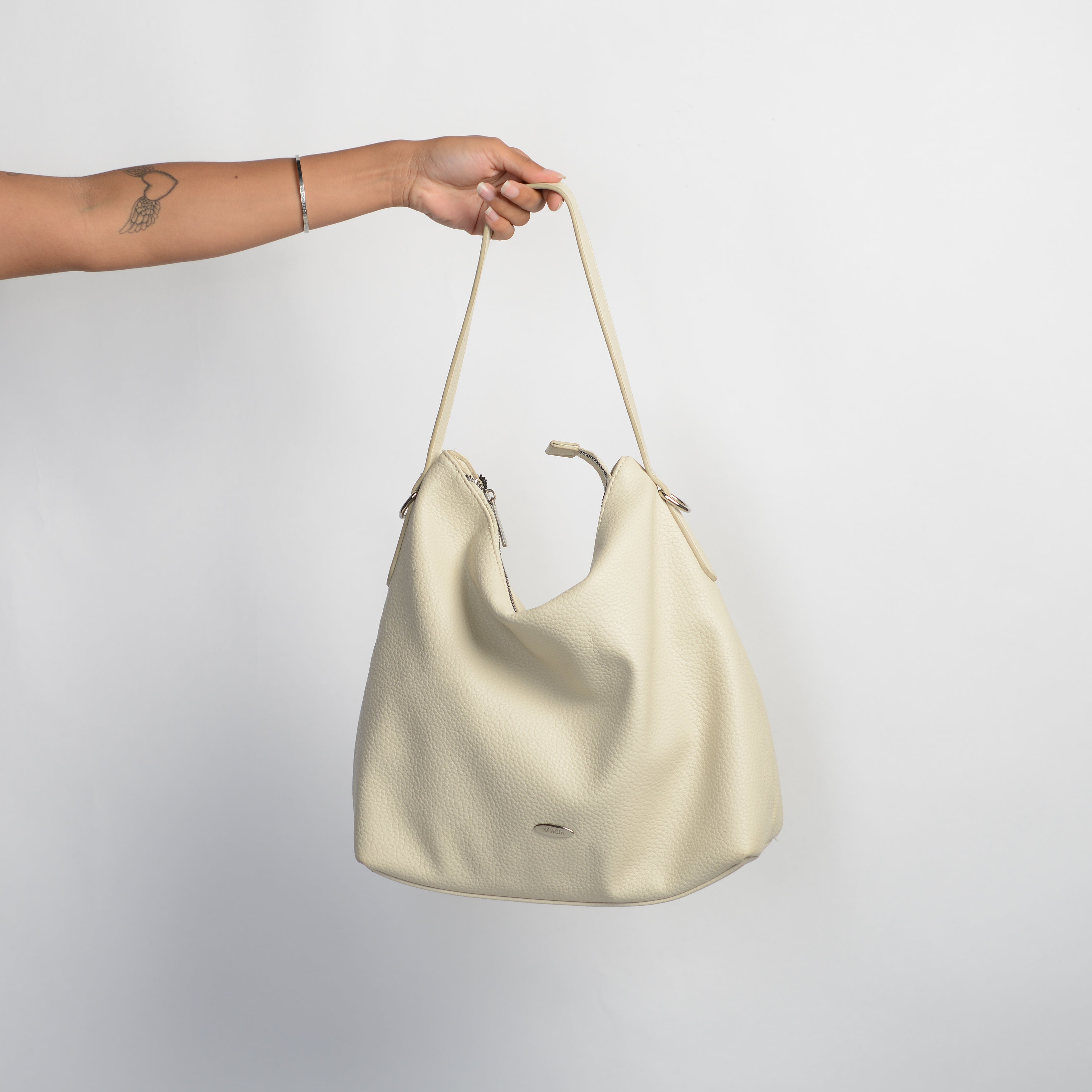 CREAM FAUX LEATHER BAG