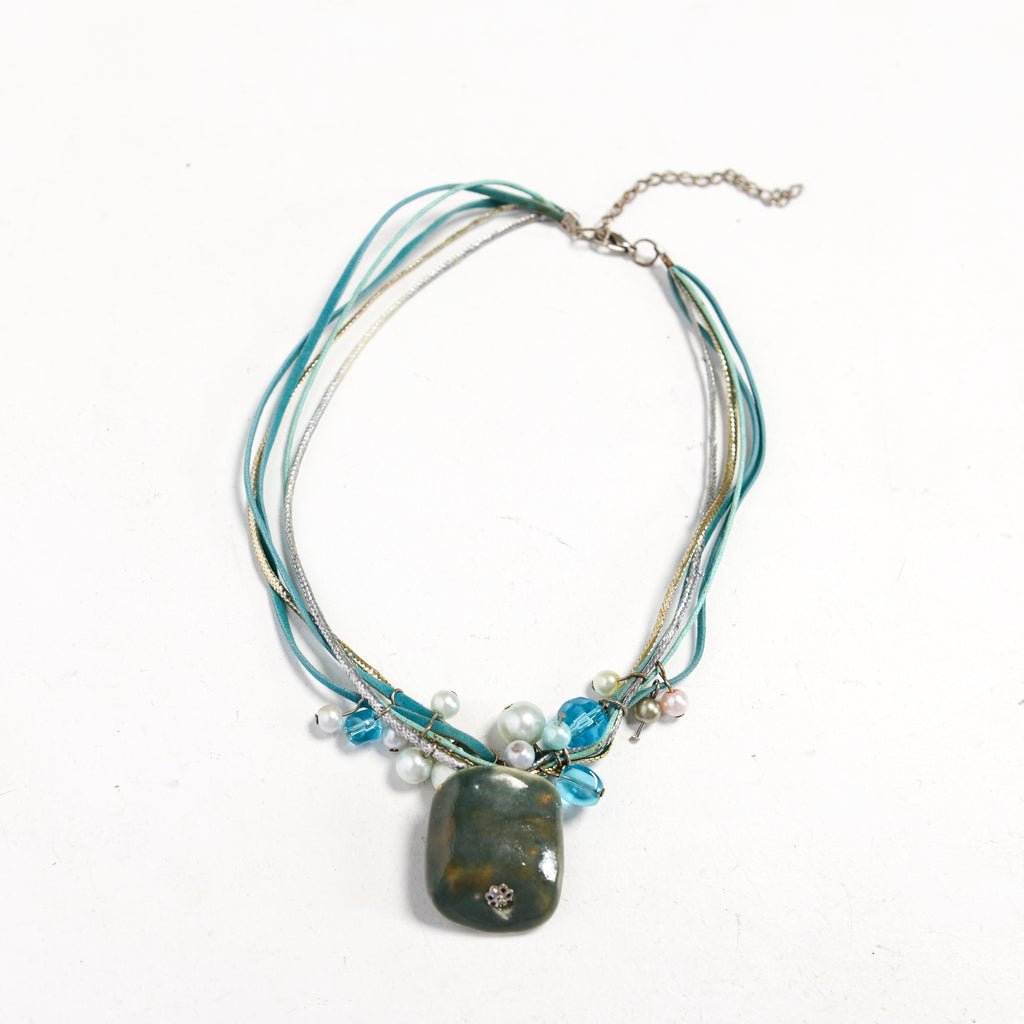 BLUE LAYERED NECKLACE