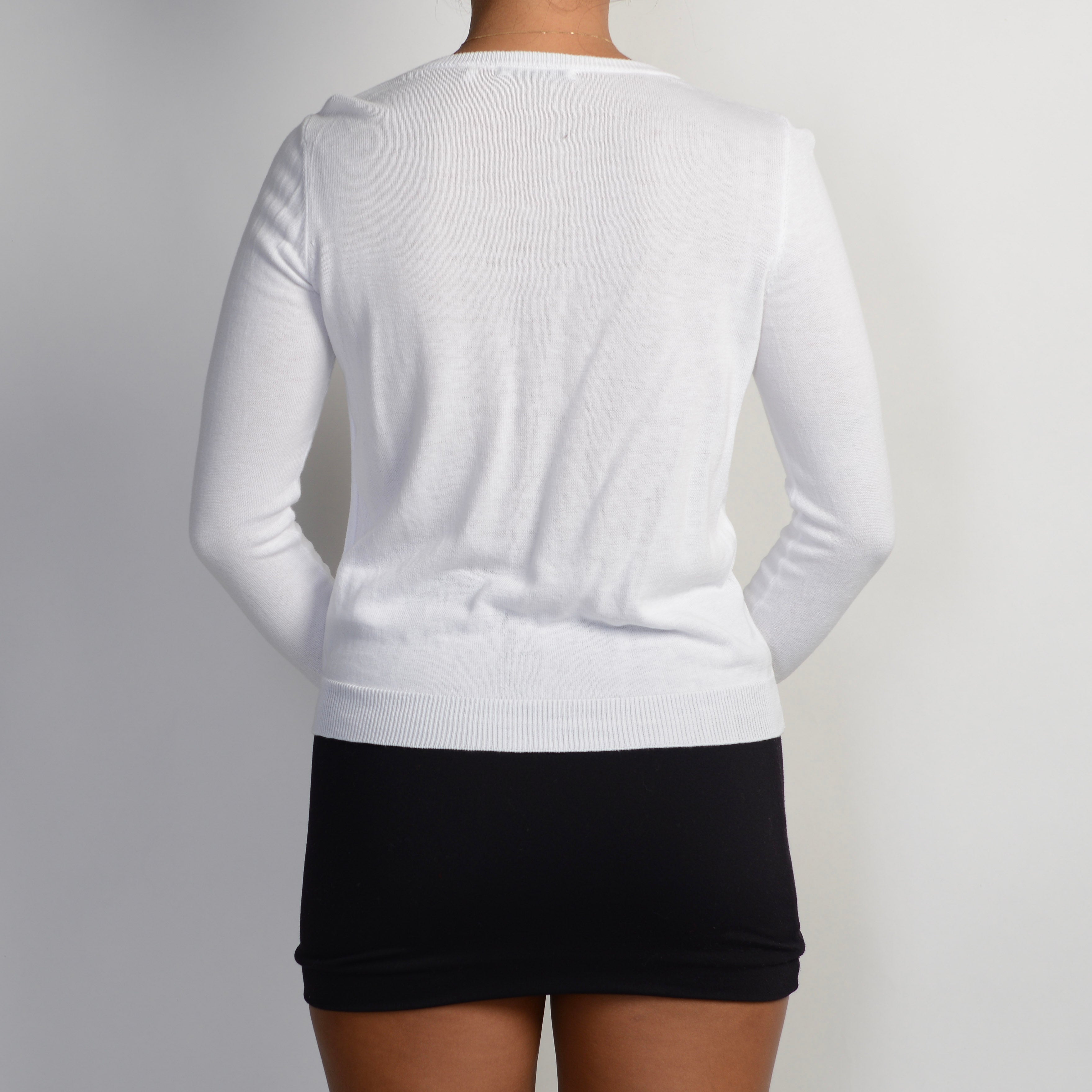 CLASSIC WHITE CARDIGAN