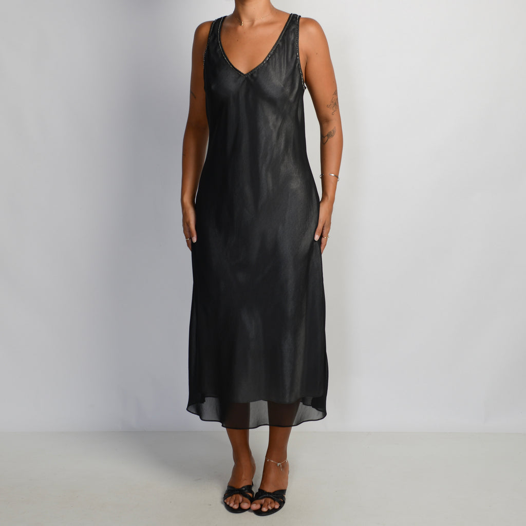 LAYERED V NECK MIDI DRESS