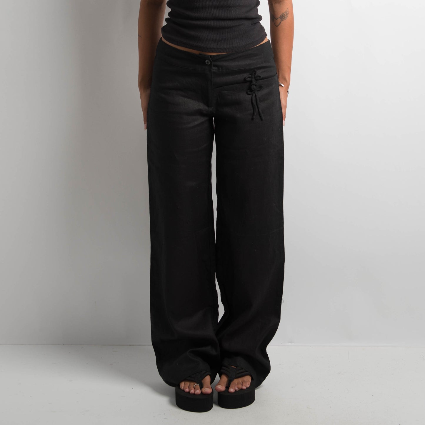 BLACK LINEN TROUSERS
