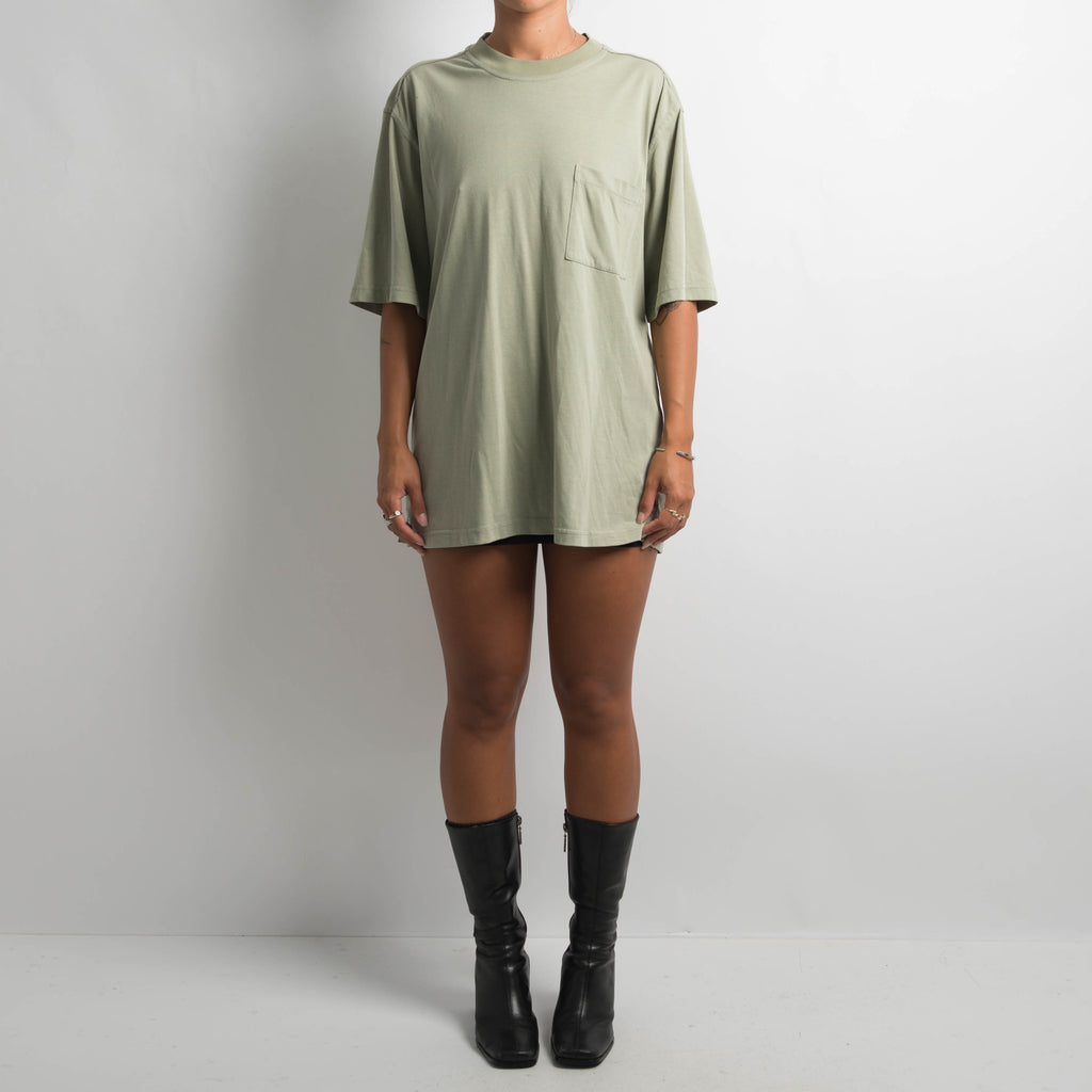 GREEN OVERSIZED TSHIRT
