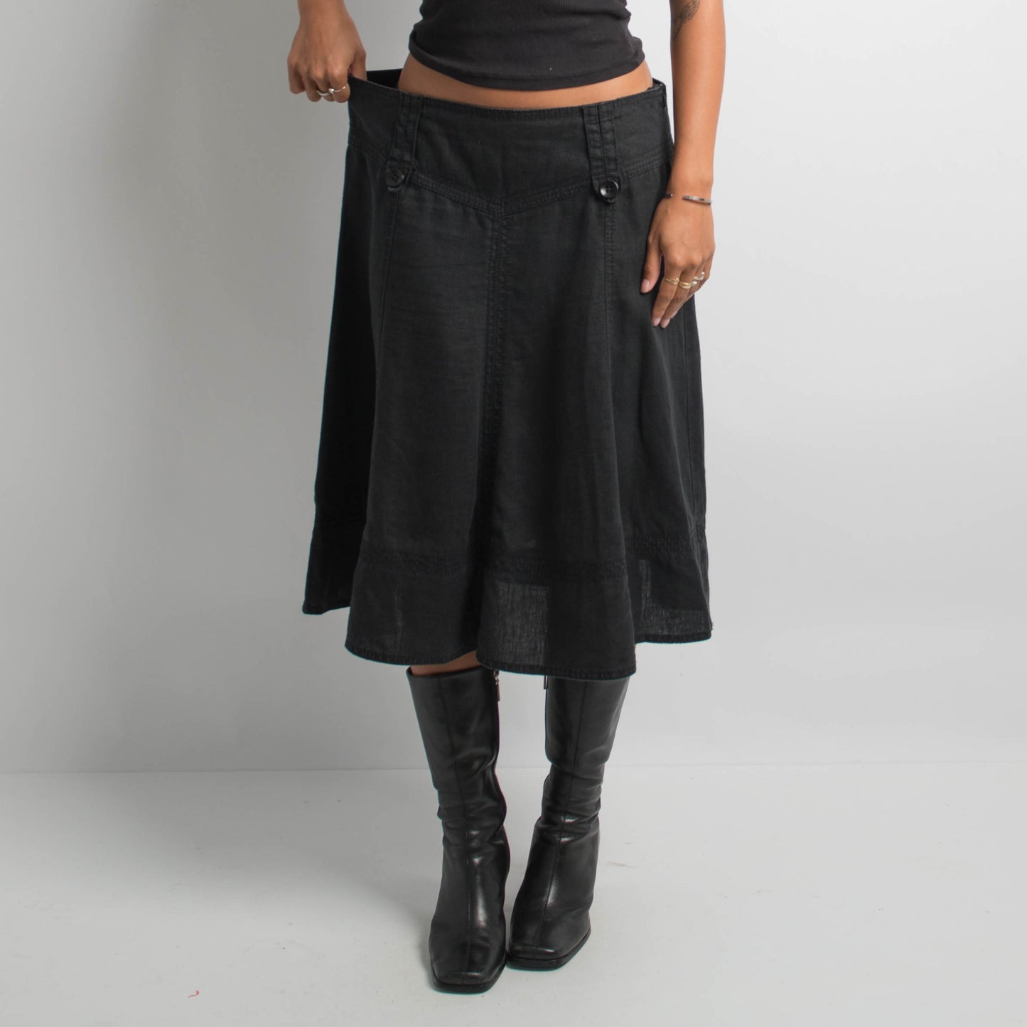 BLACK LINEN MIDI SKIRT