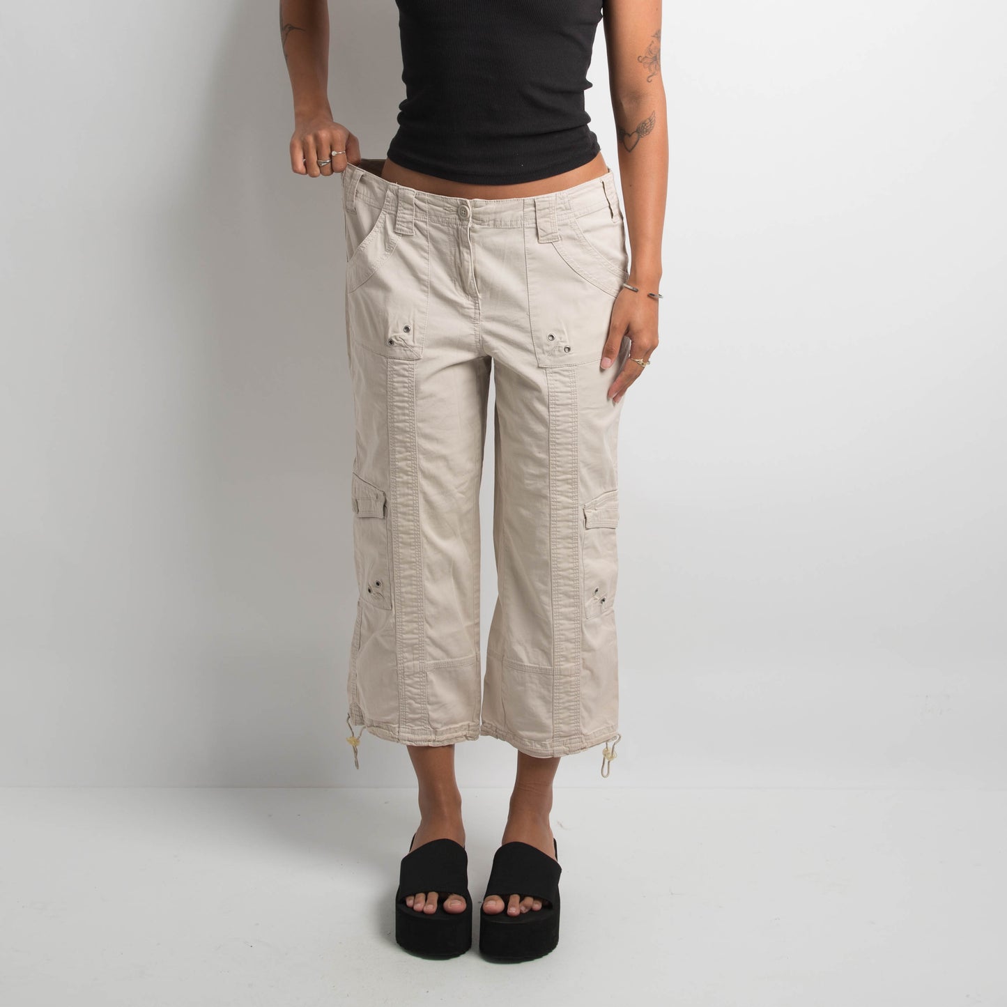 CREAM CAPRI CARGO UTILITY PANTS