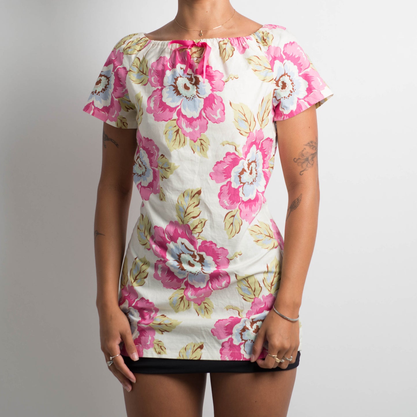 FLORAL LONGLINE TOP