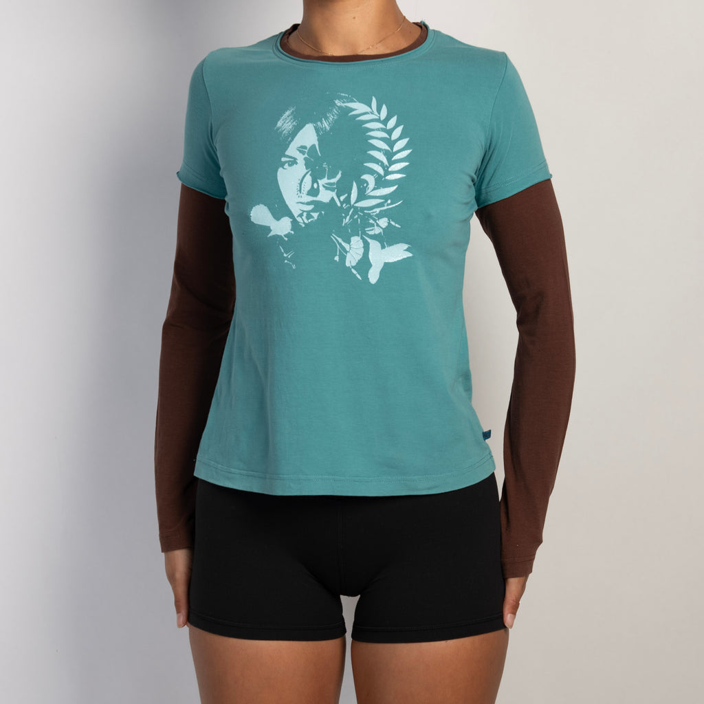 LAYERED GRAPHIC TOP