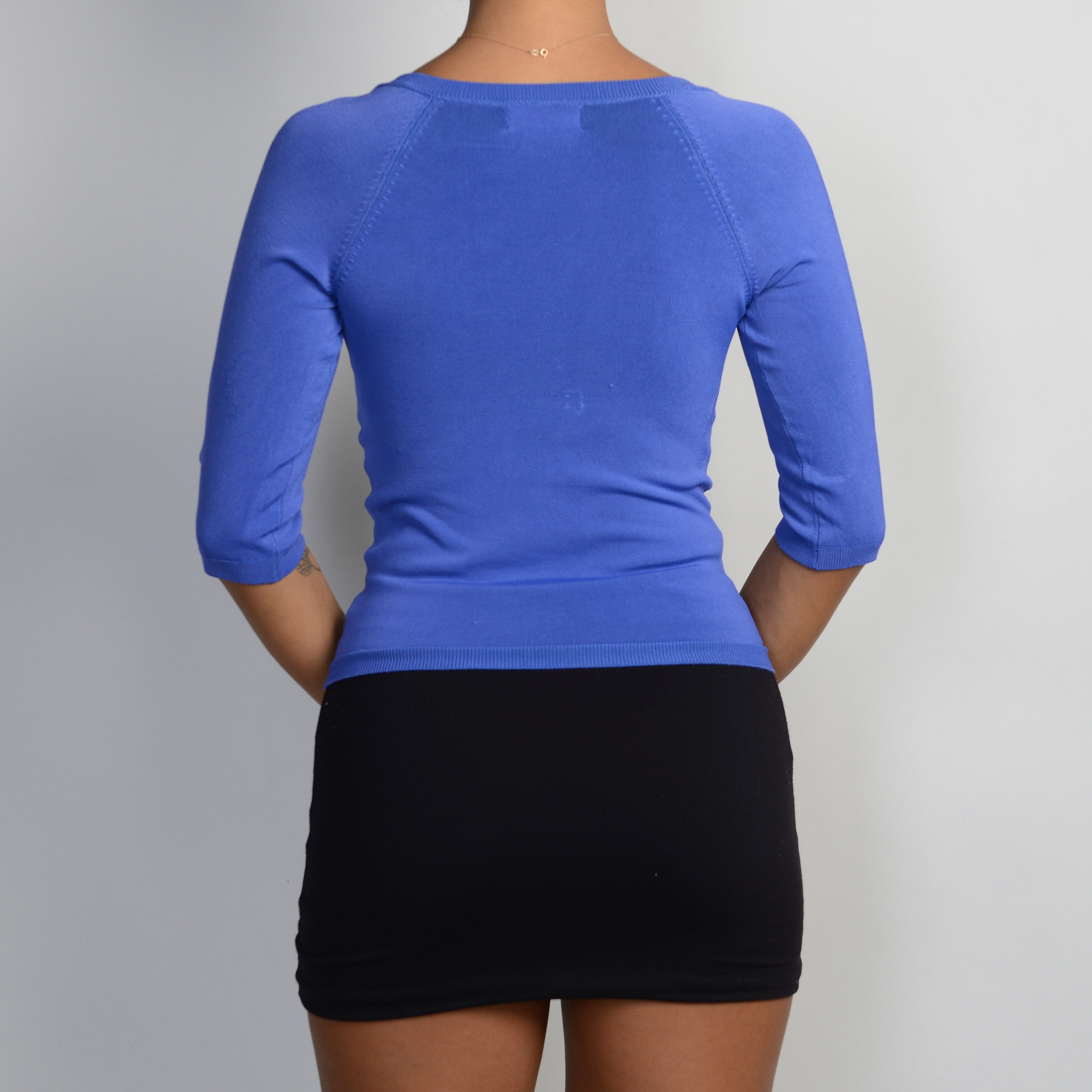 CORNFLOWER BLUE KNIT TOP