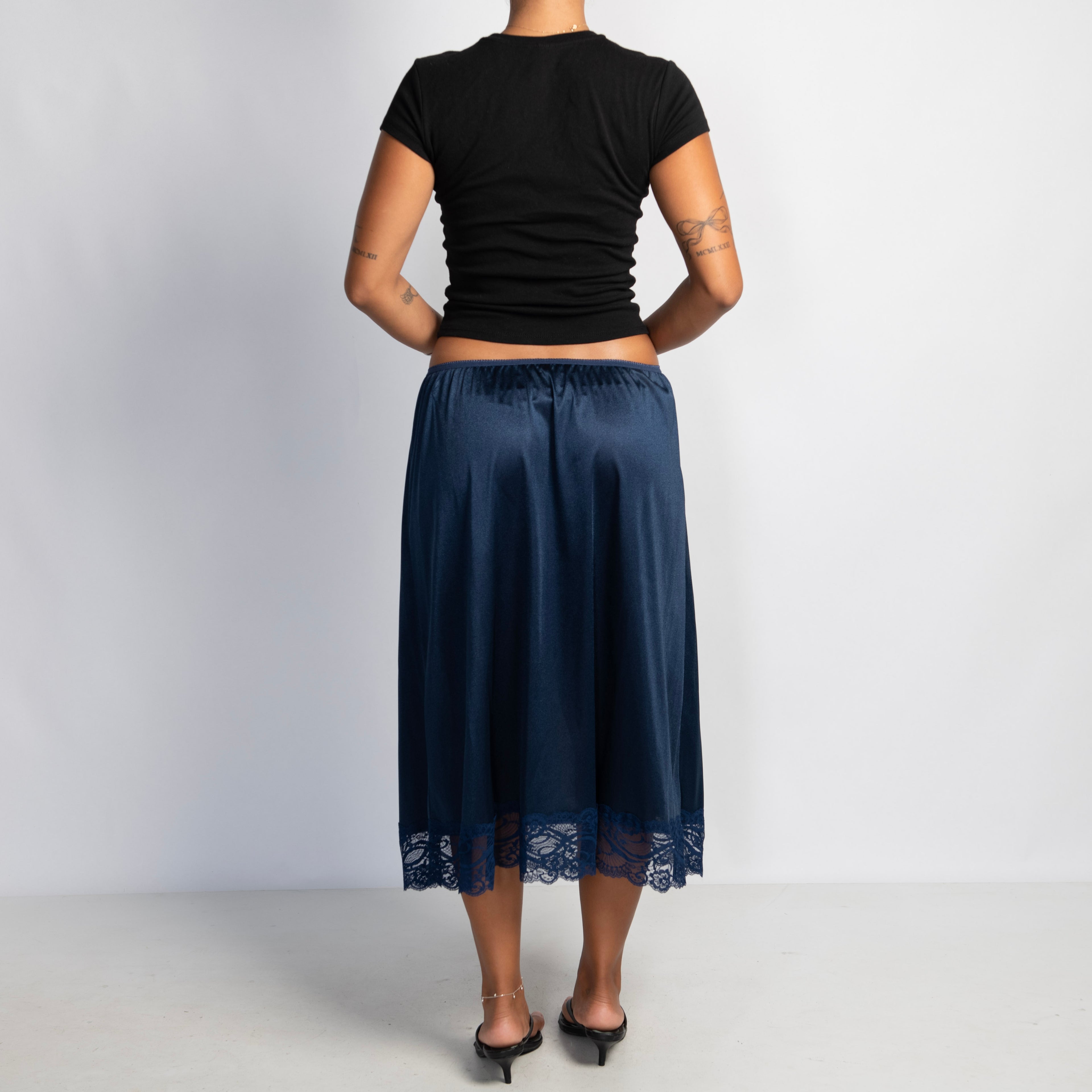 NAVY NYLON MIDI SKIRT