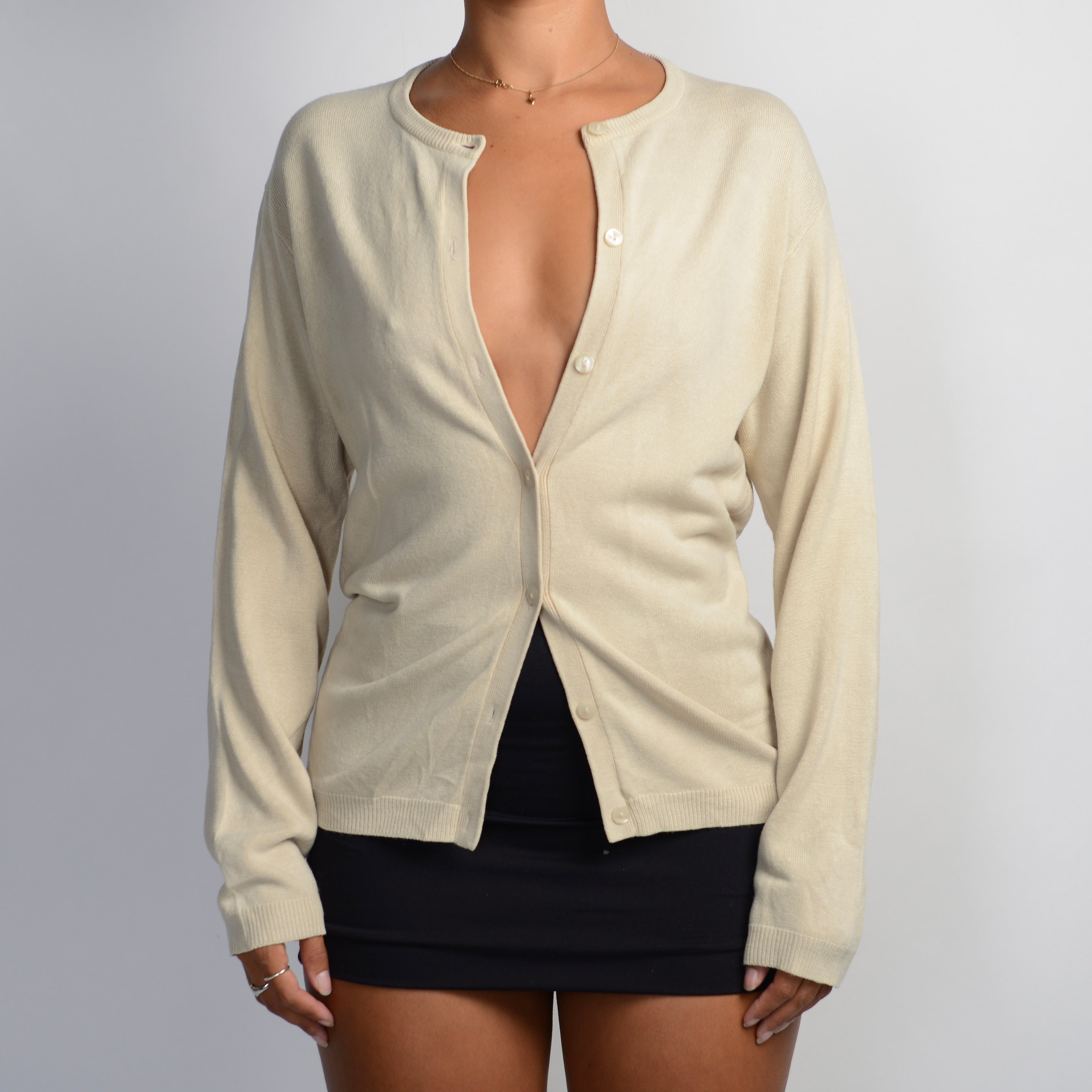 BEIGE KNIT CARDIGAN