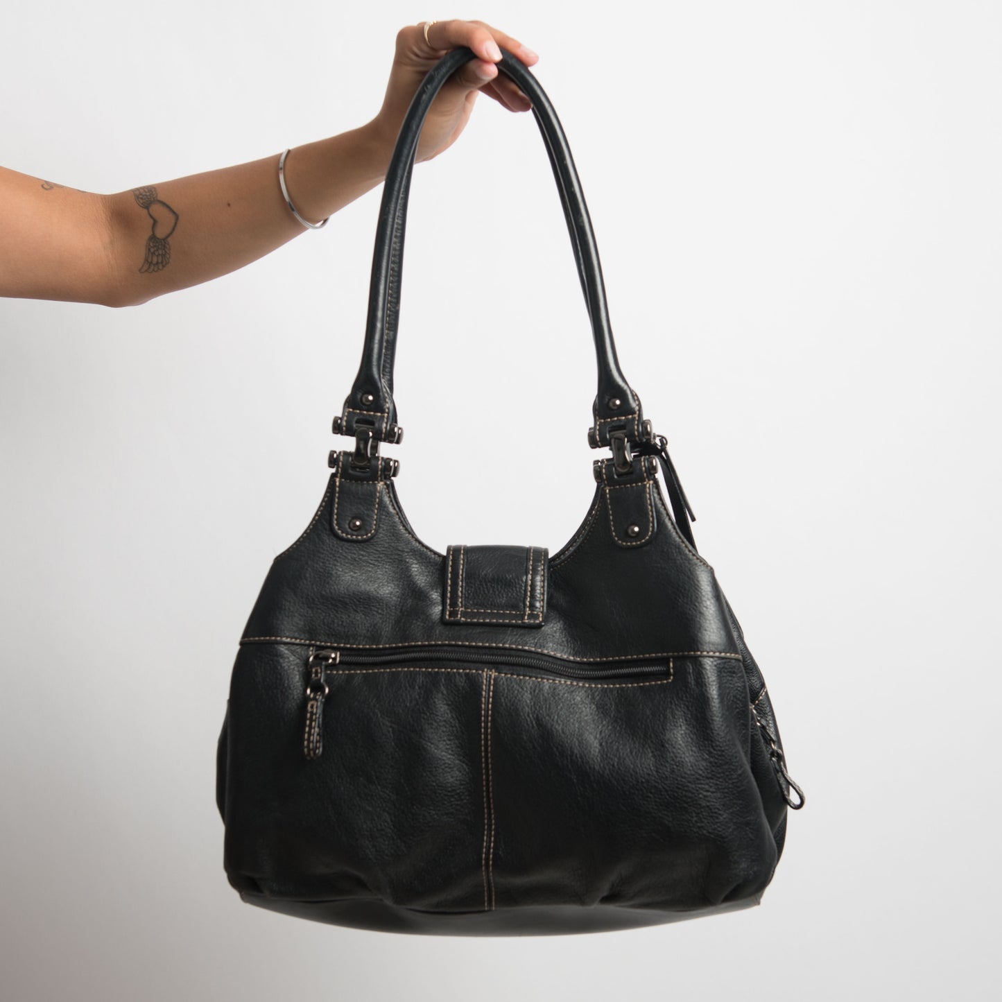 BLACK LEATHER HANDBAG