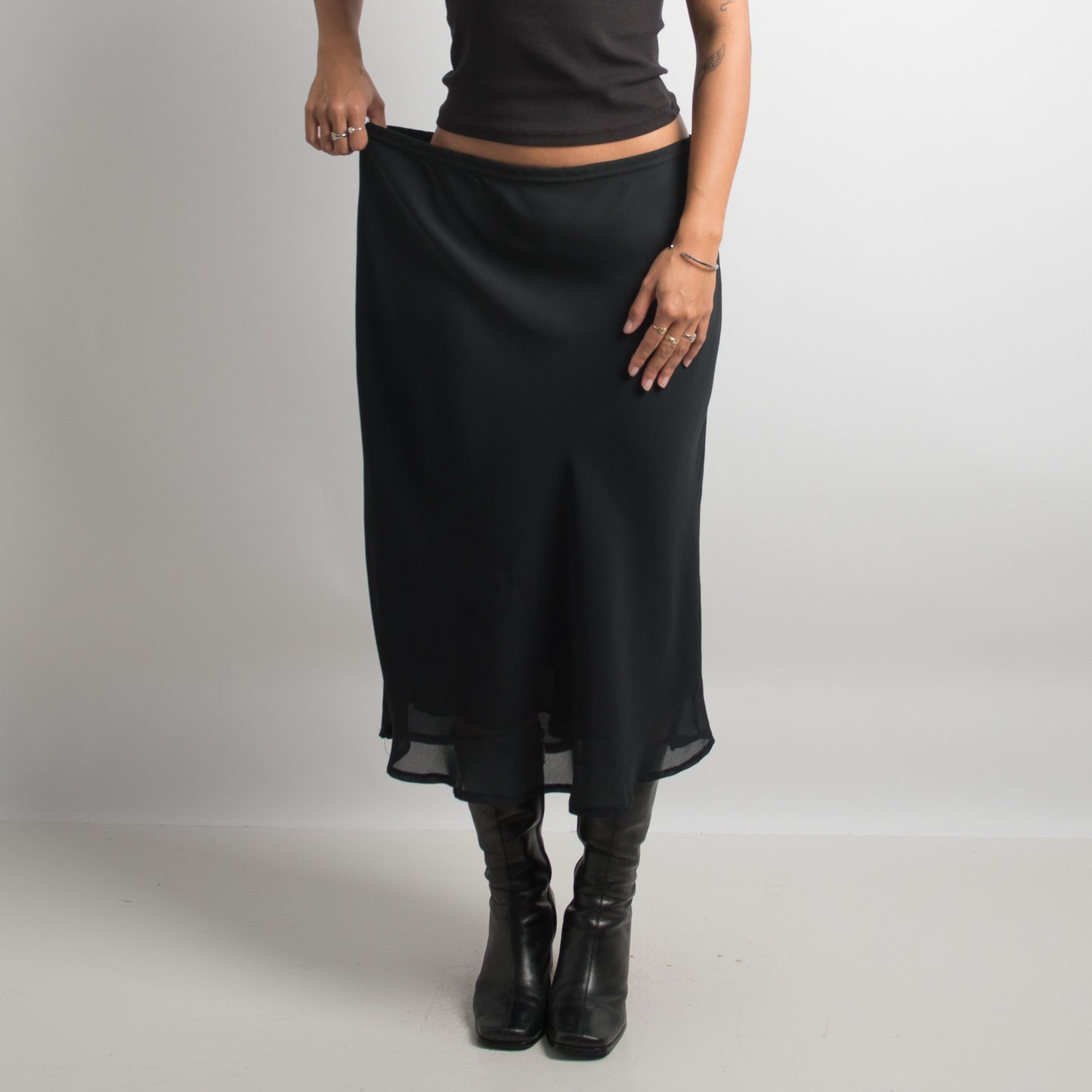 BLACK CHIFFON MIDI SKIRT