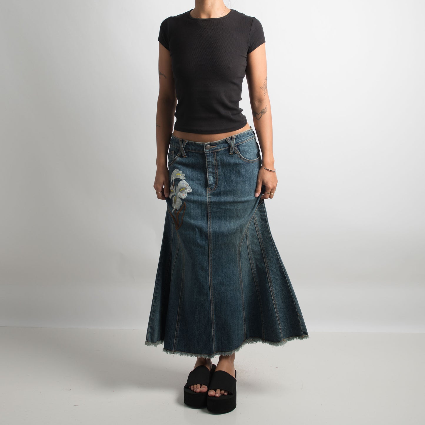 DENIM LONGLINE SKIRT