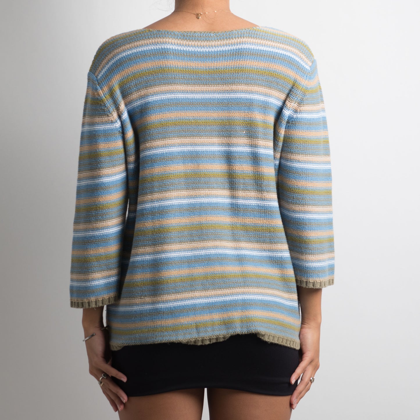 COLOURFUL STRIPED KNIT