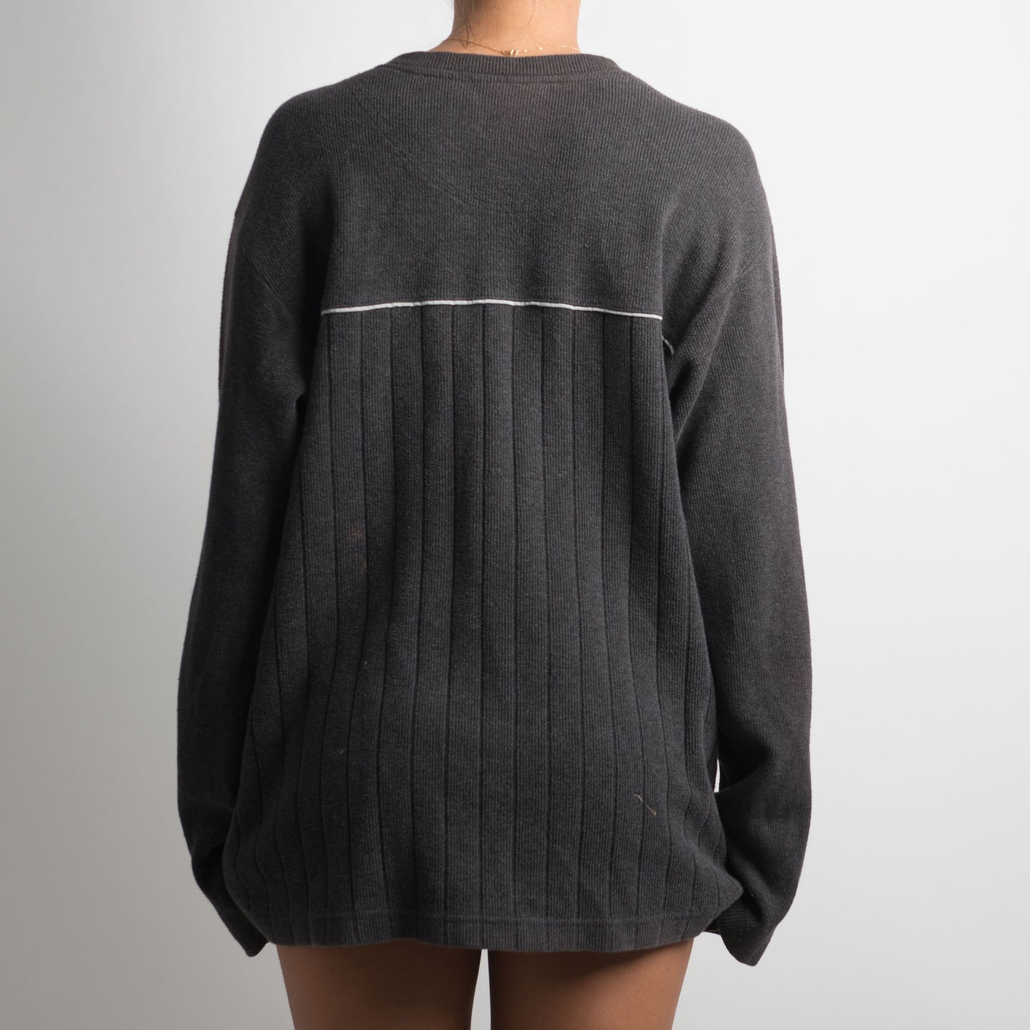 CHARCOAL SKATER STYLE KNIT