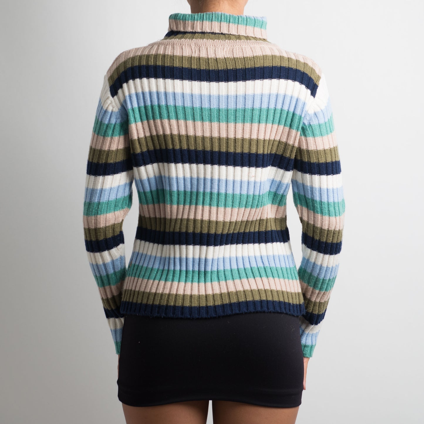 STRIPED TURTLENECK KNIT