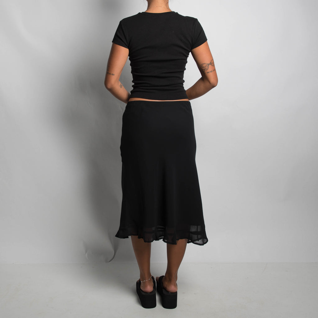 BLACK LAYERED MIDI SKIRT