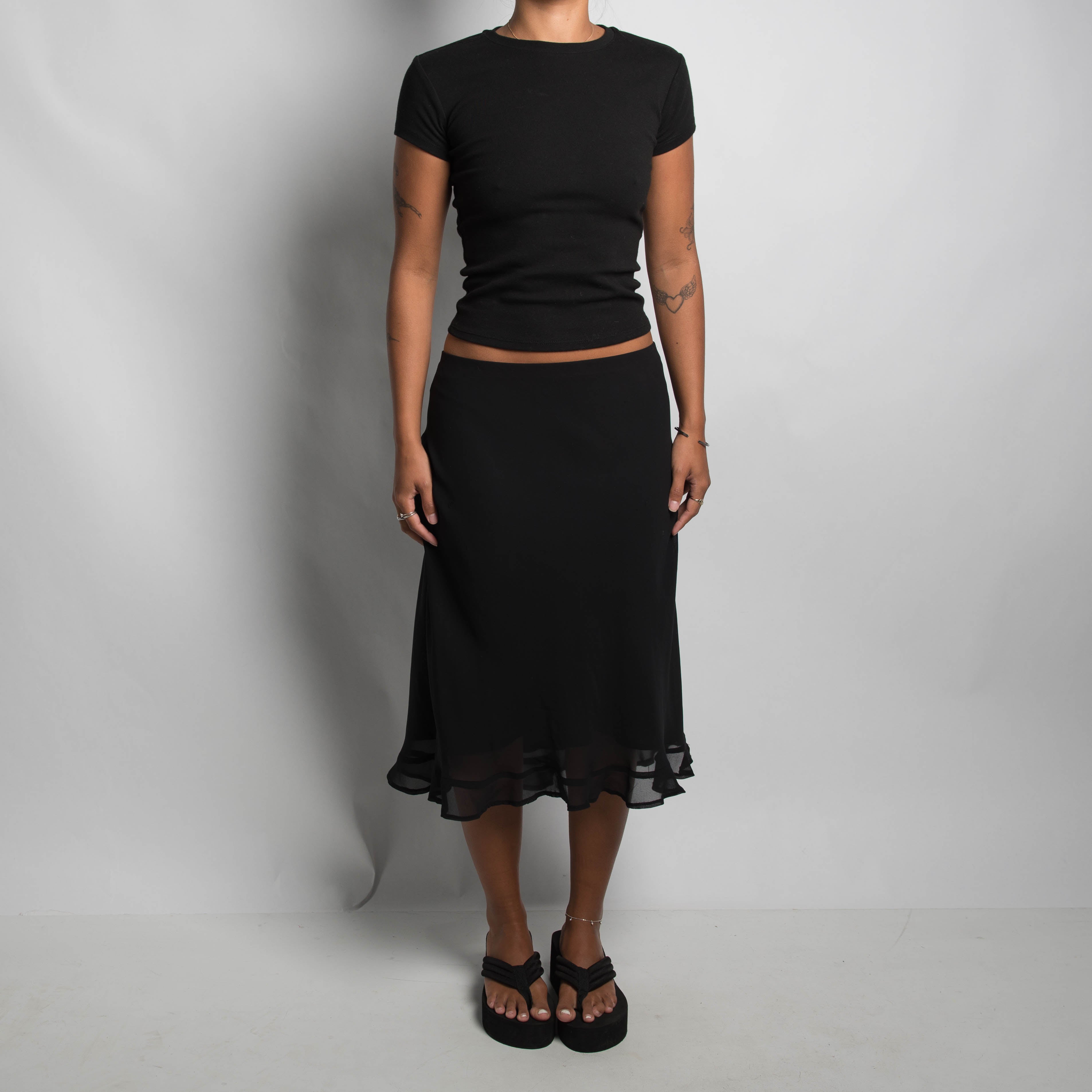 BLACK LAYERED MIDI SKIRT