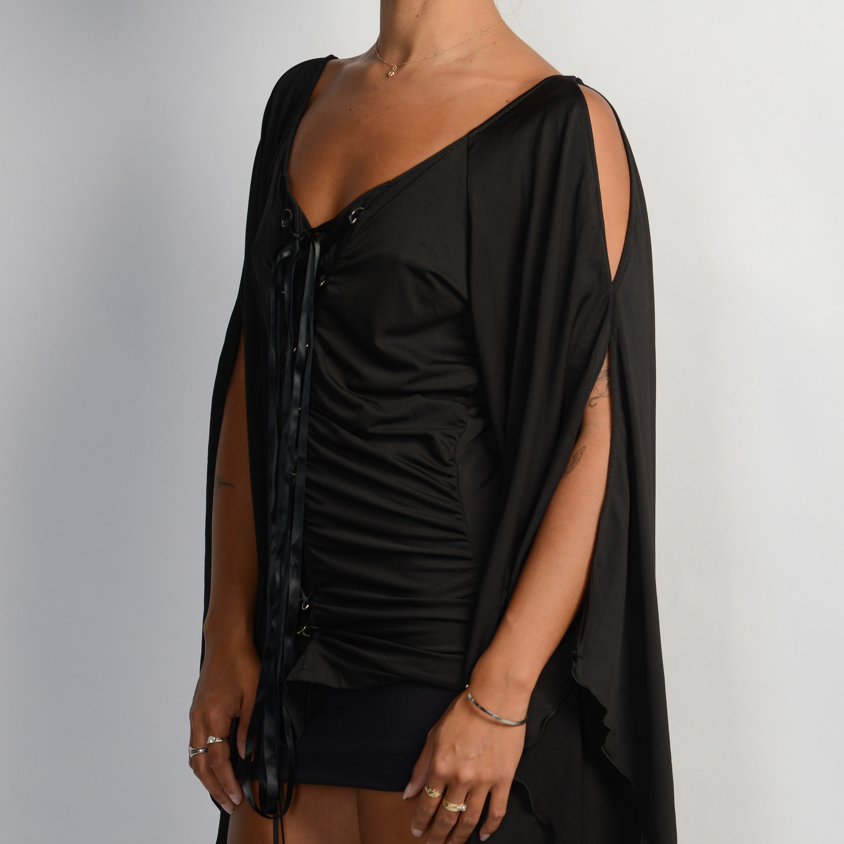 BLACK LACE FRONT TOP