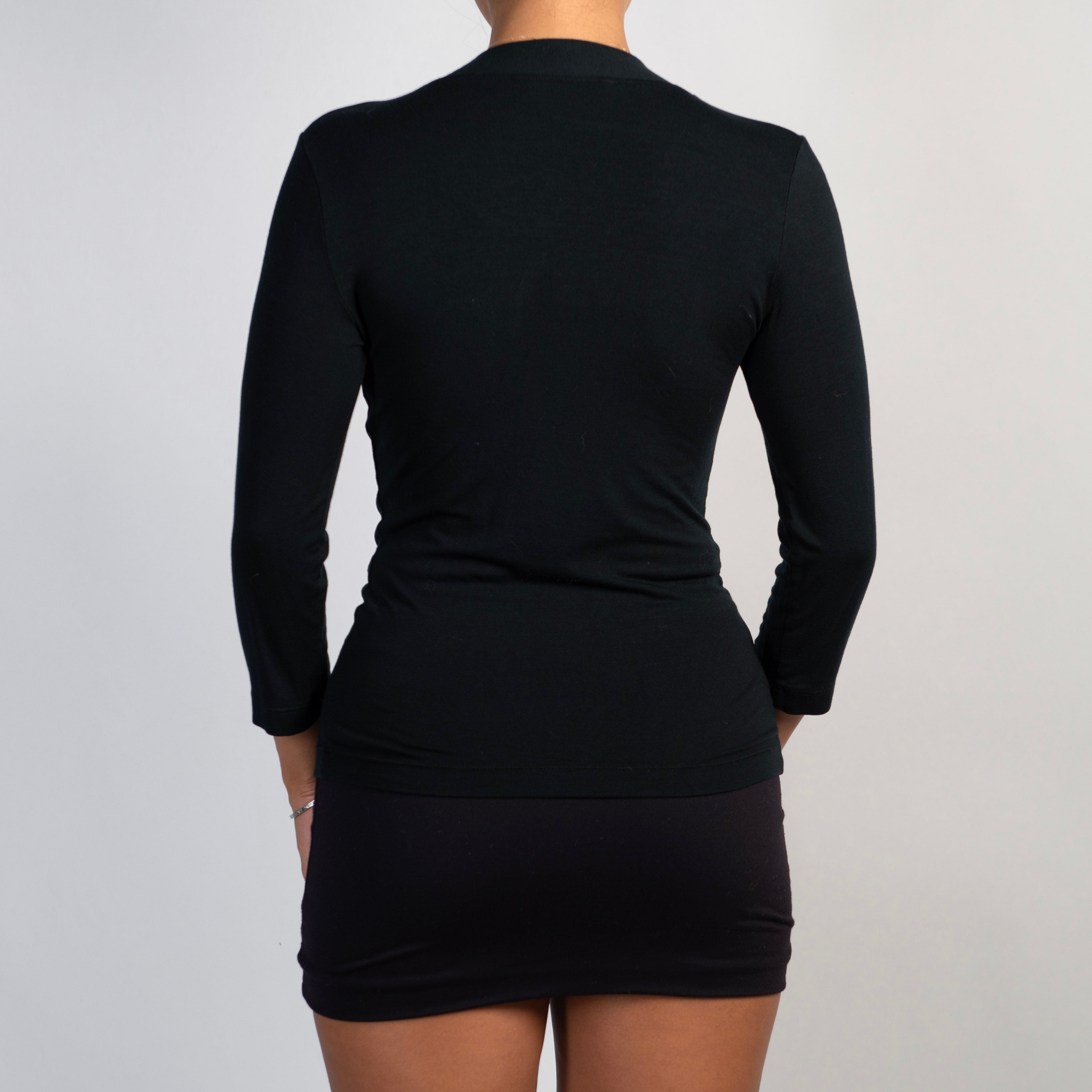 BLACK 3/4 SLEEVE TOP