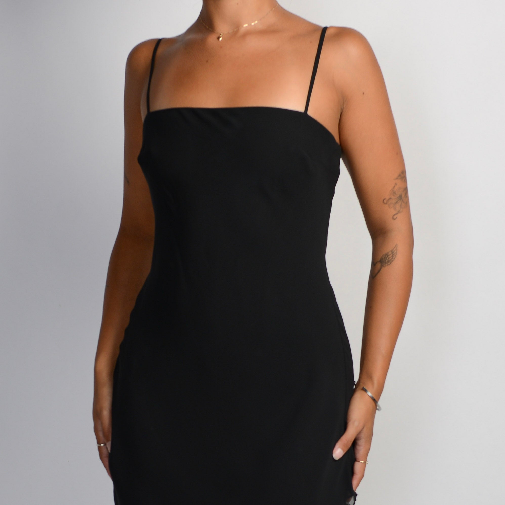 BLACK ASYMMETRIC MIDI DRESS