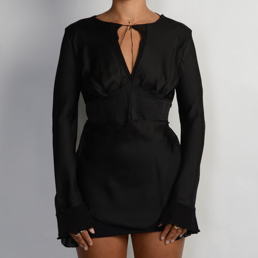 BLACK SATIN LONG SLEEVE TOP