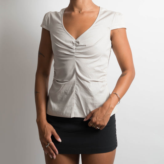 RUCHED SHORT SLEEVE BLOUSE