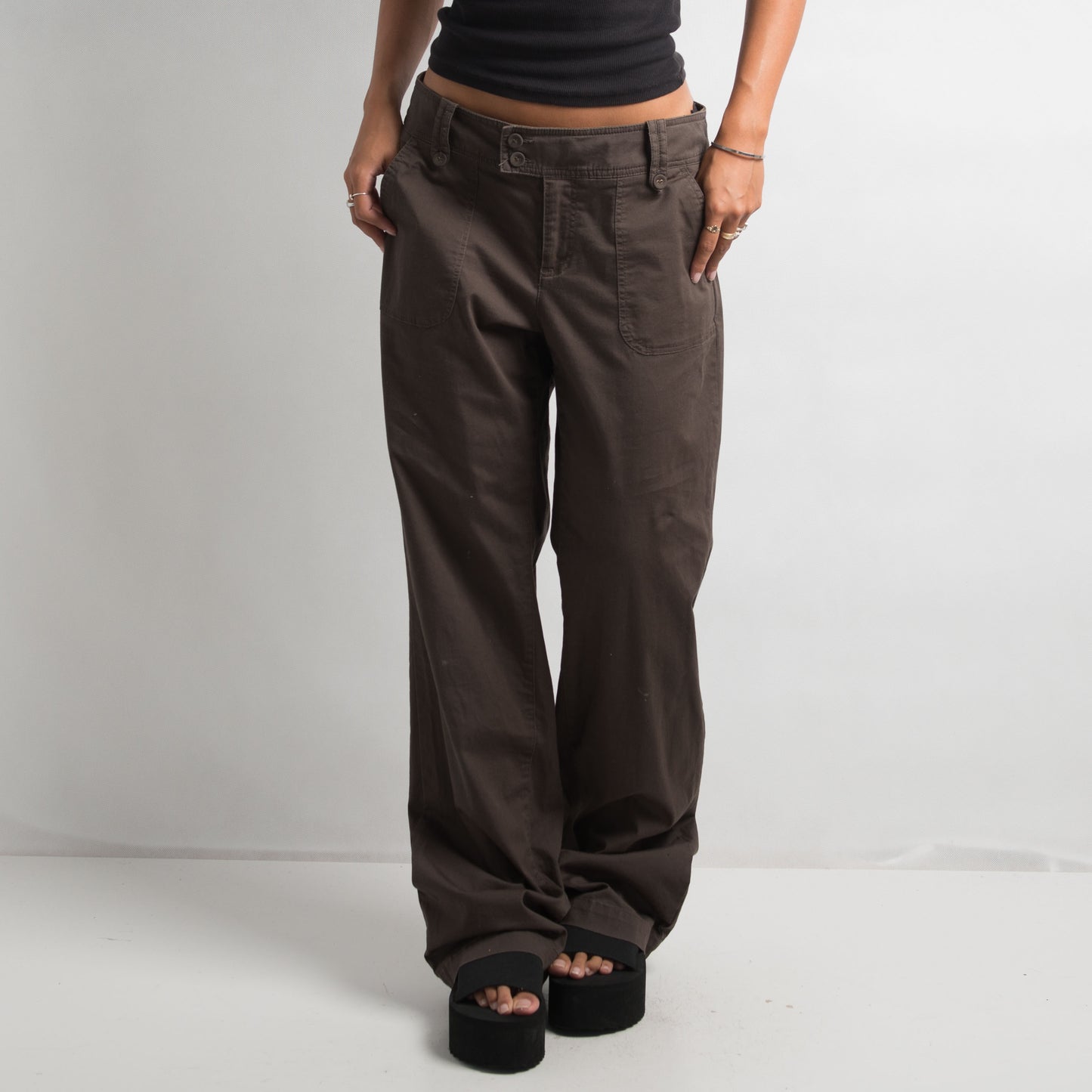 BROWN STRAIGHT LEG PANTS