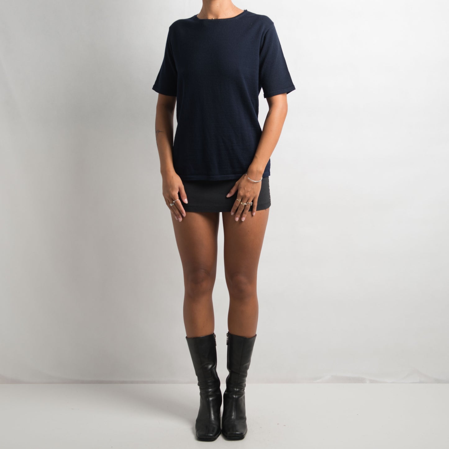 NAVY KNIT TSHIRT