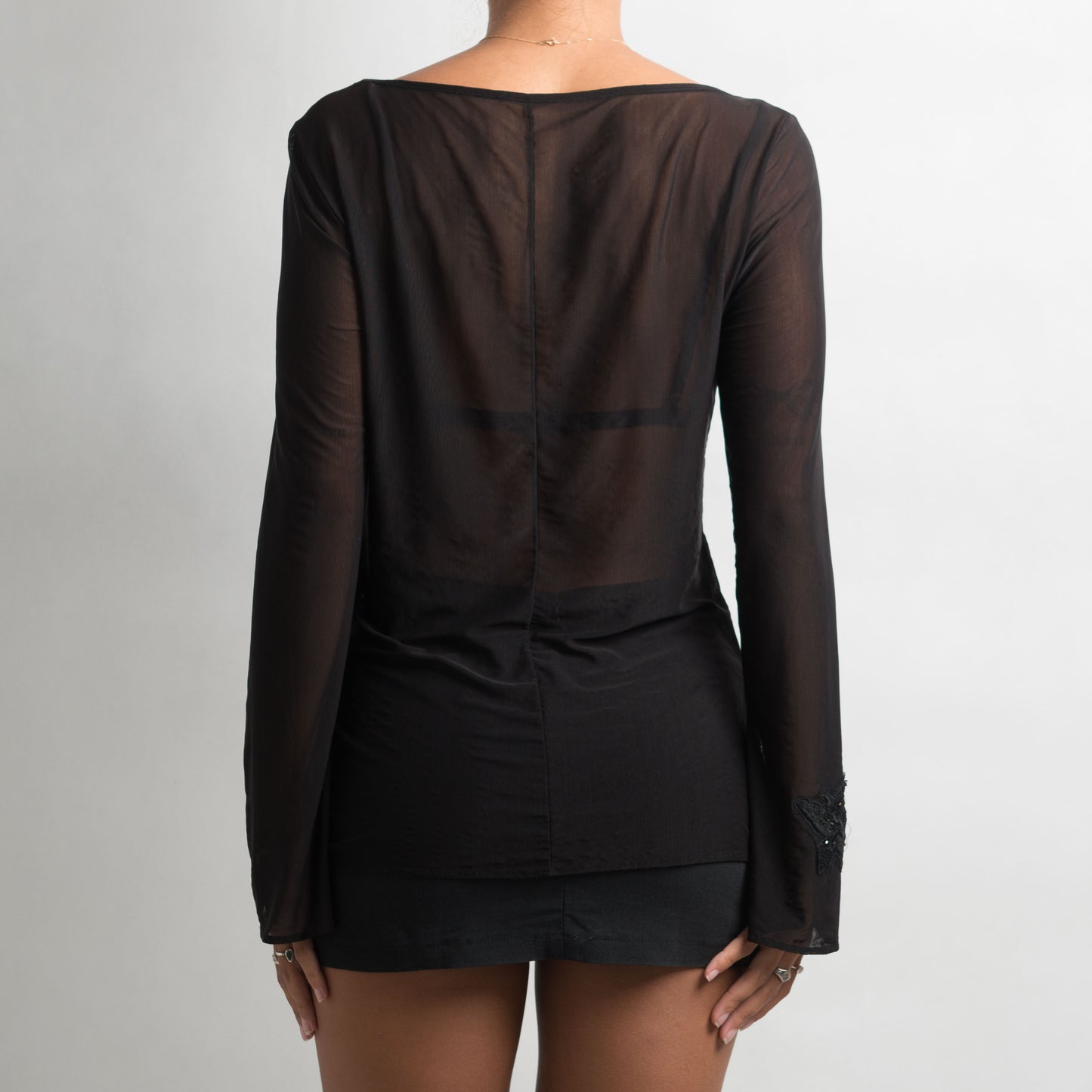 BLACK MESH LONG SLEEVE