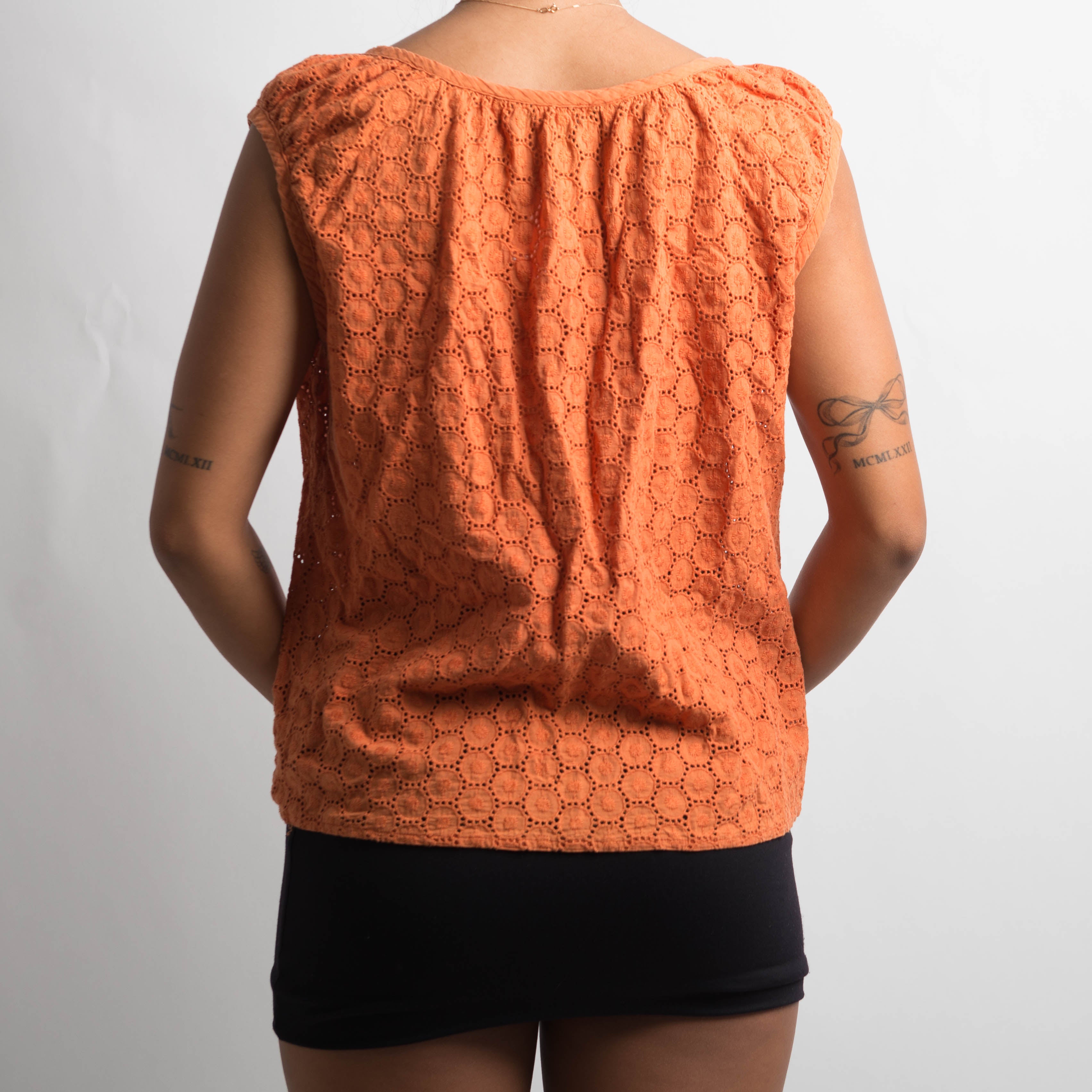 ORANGE BRODERIE TOP