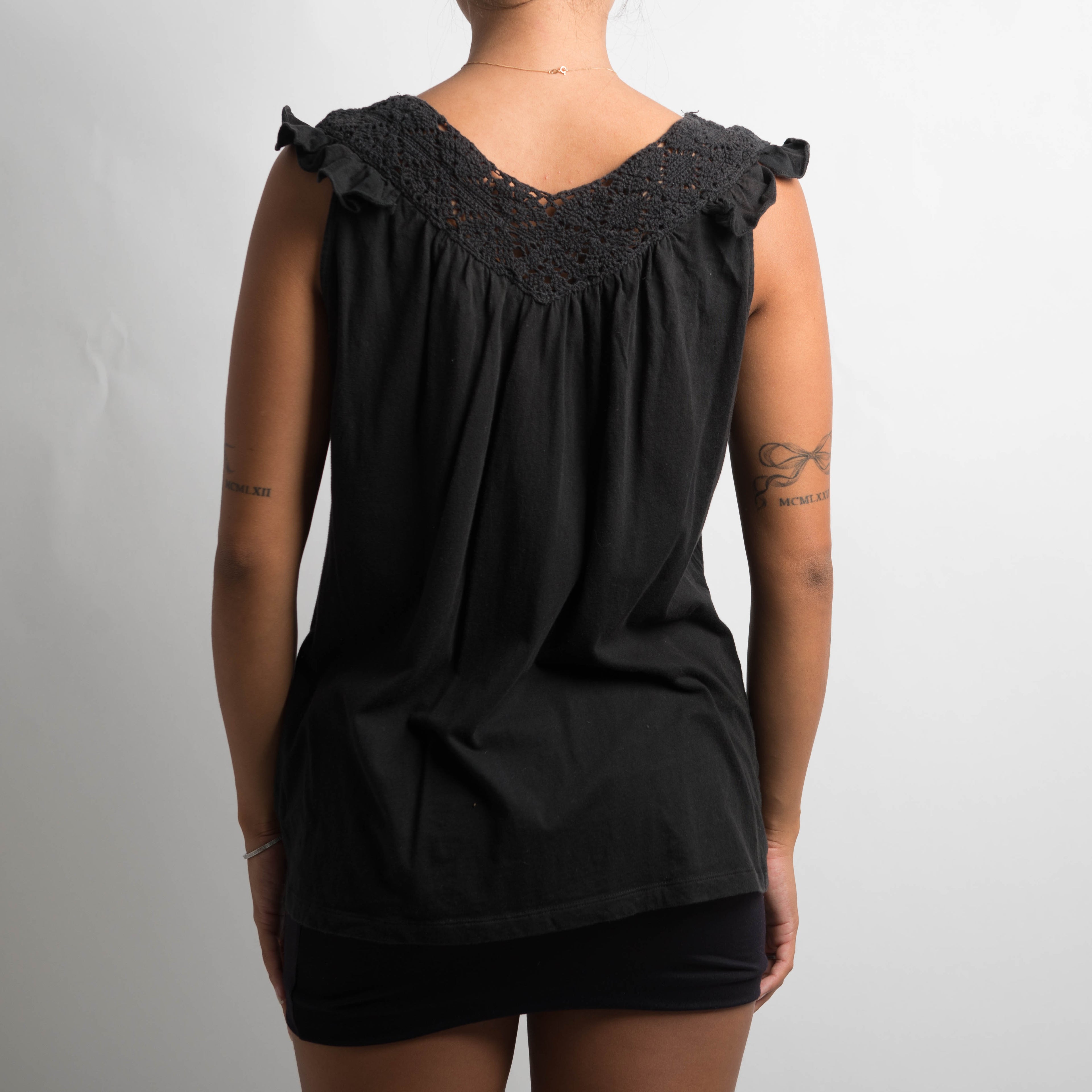 BLACK CROCHET TRIM TOP