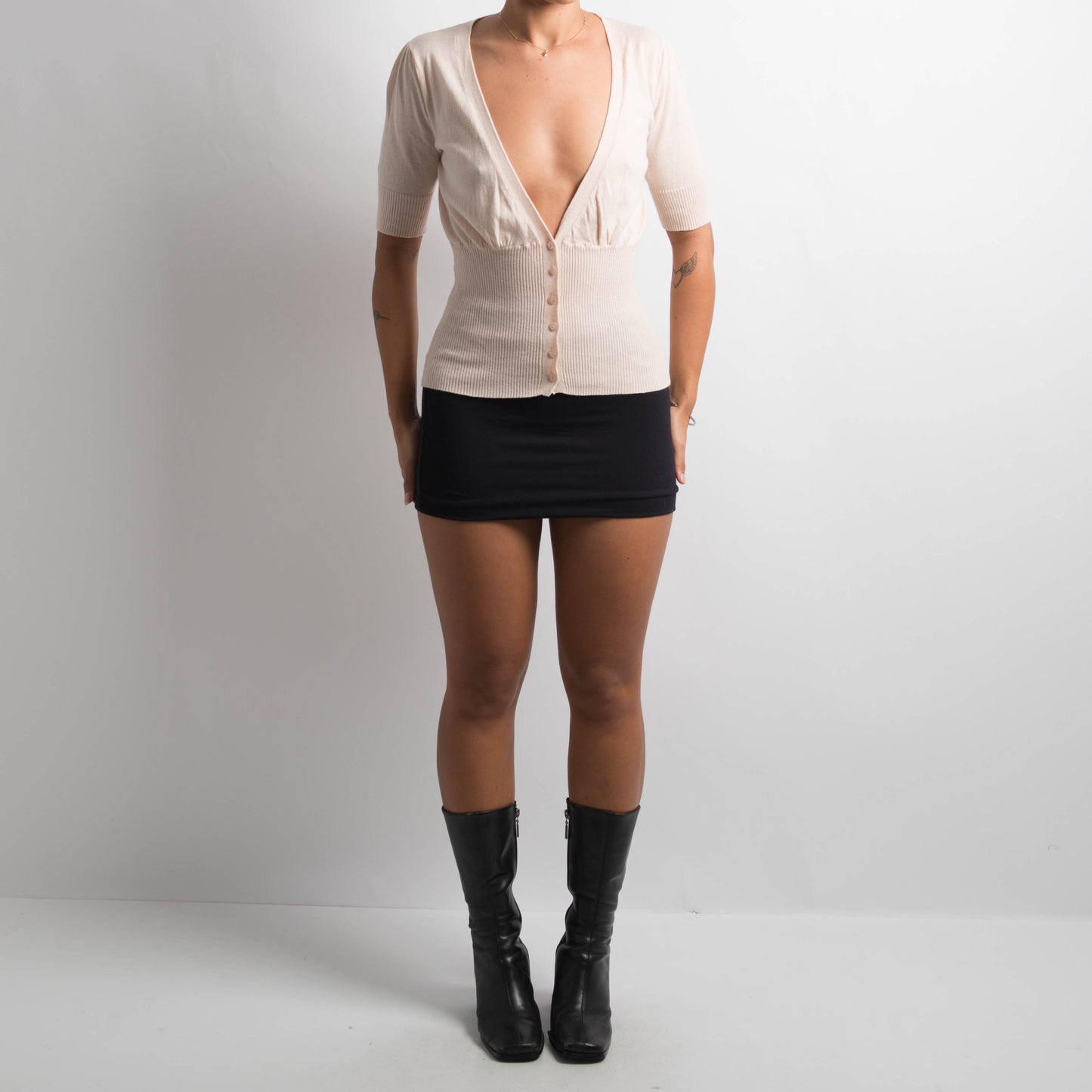 CREAM SHORT SLEEVE CARDIGAN