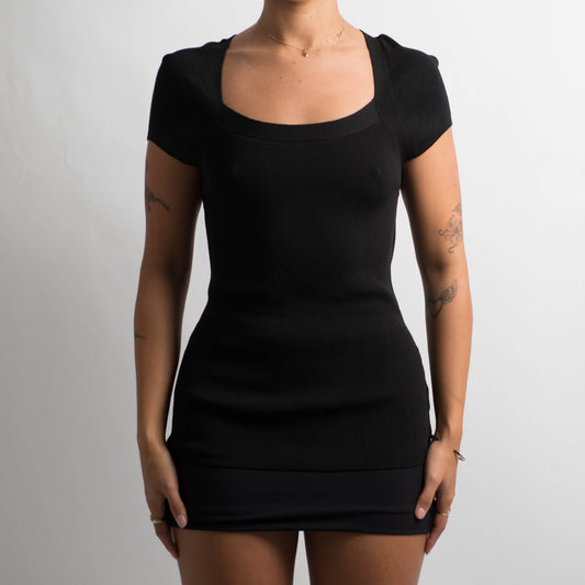 BLACK KNIT TOP