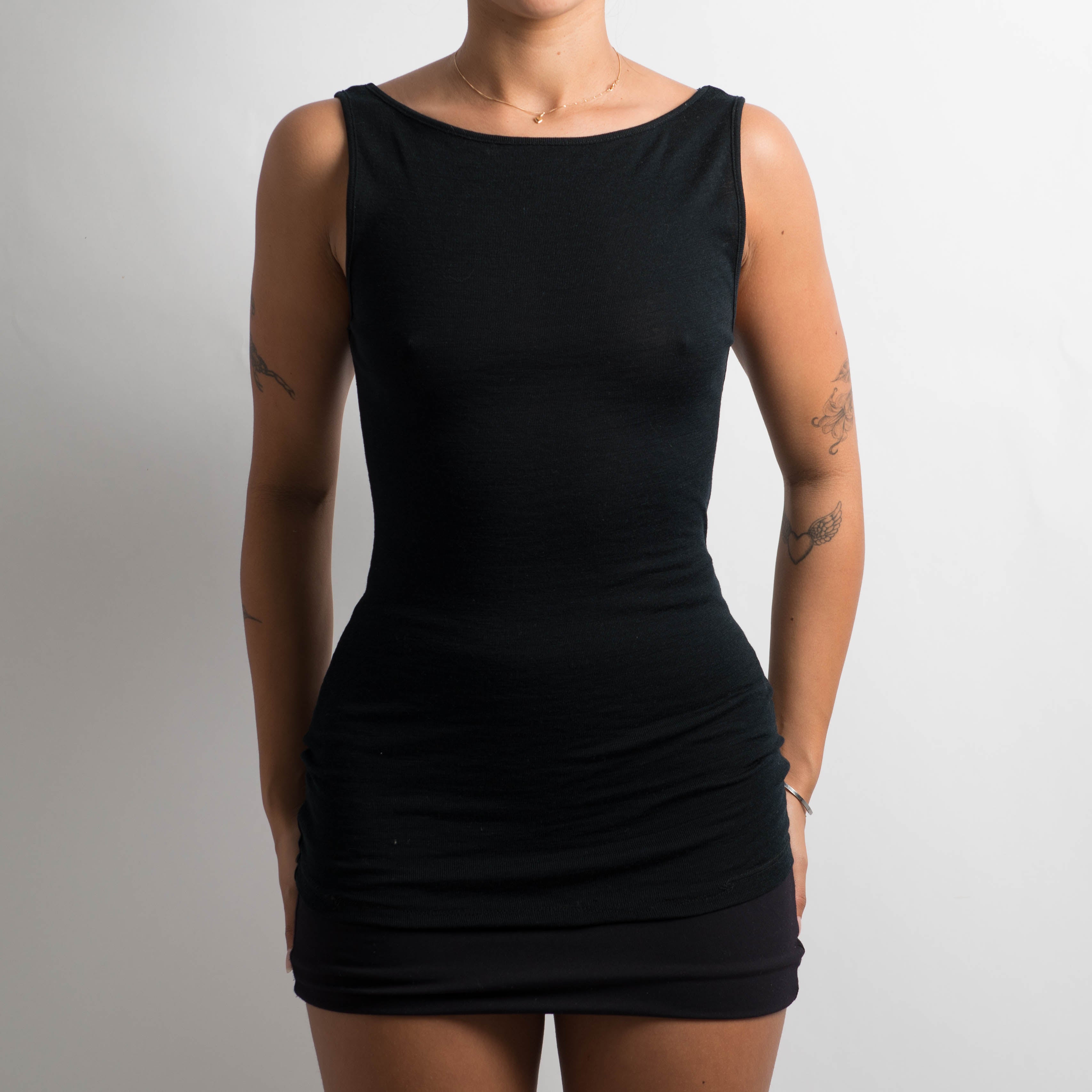 BLACK WOOL KNIT TANK TOP