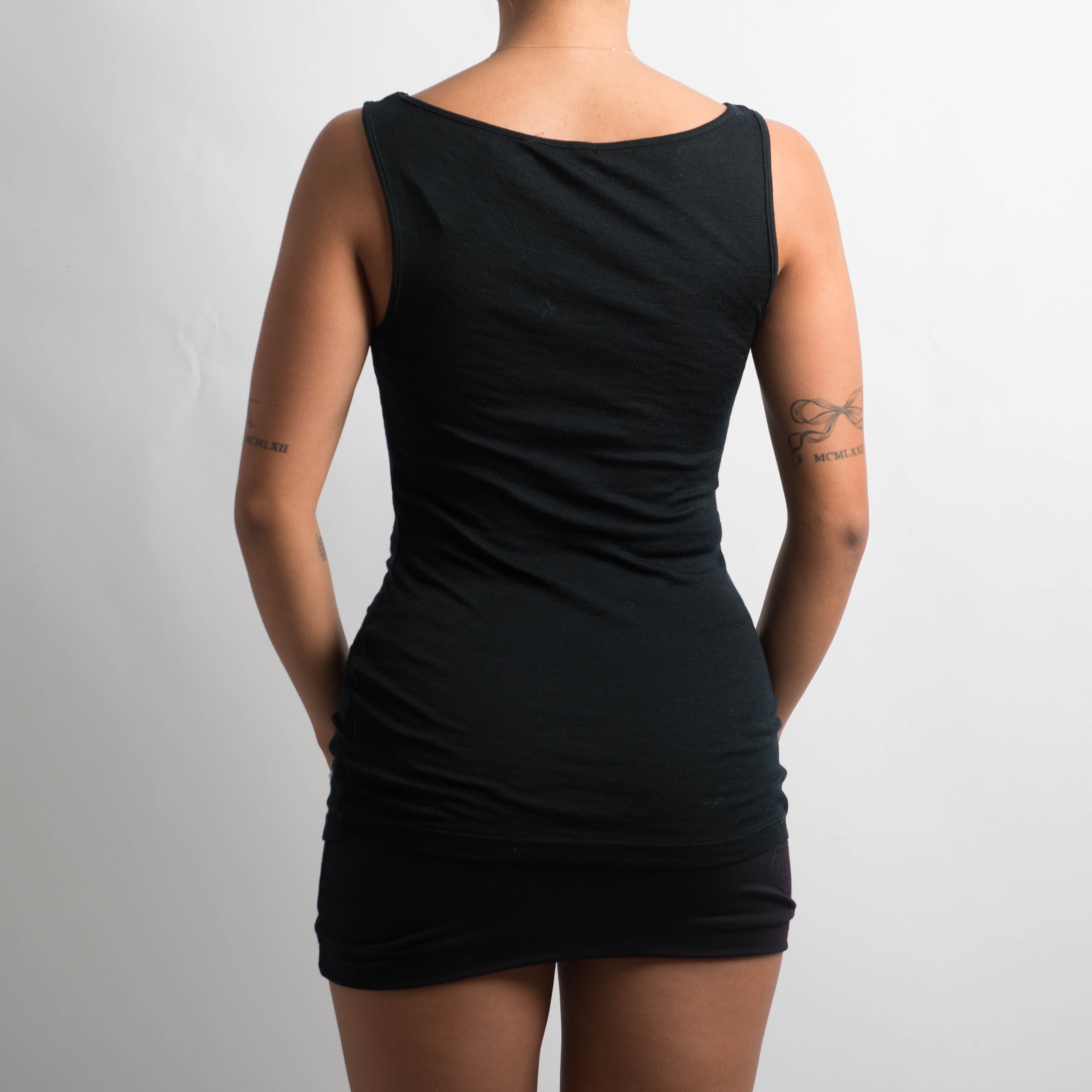 BLACK WOOL KNIT TANK TOP