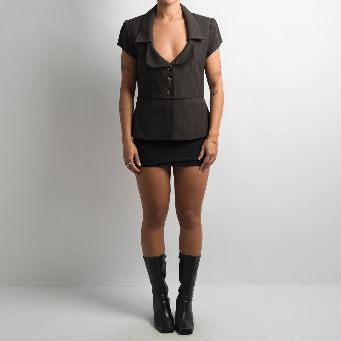 SHORT SLEEVE BLAZER