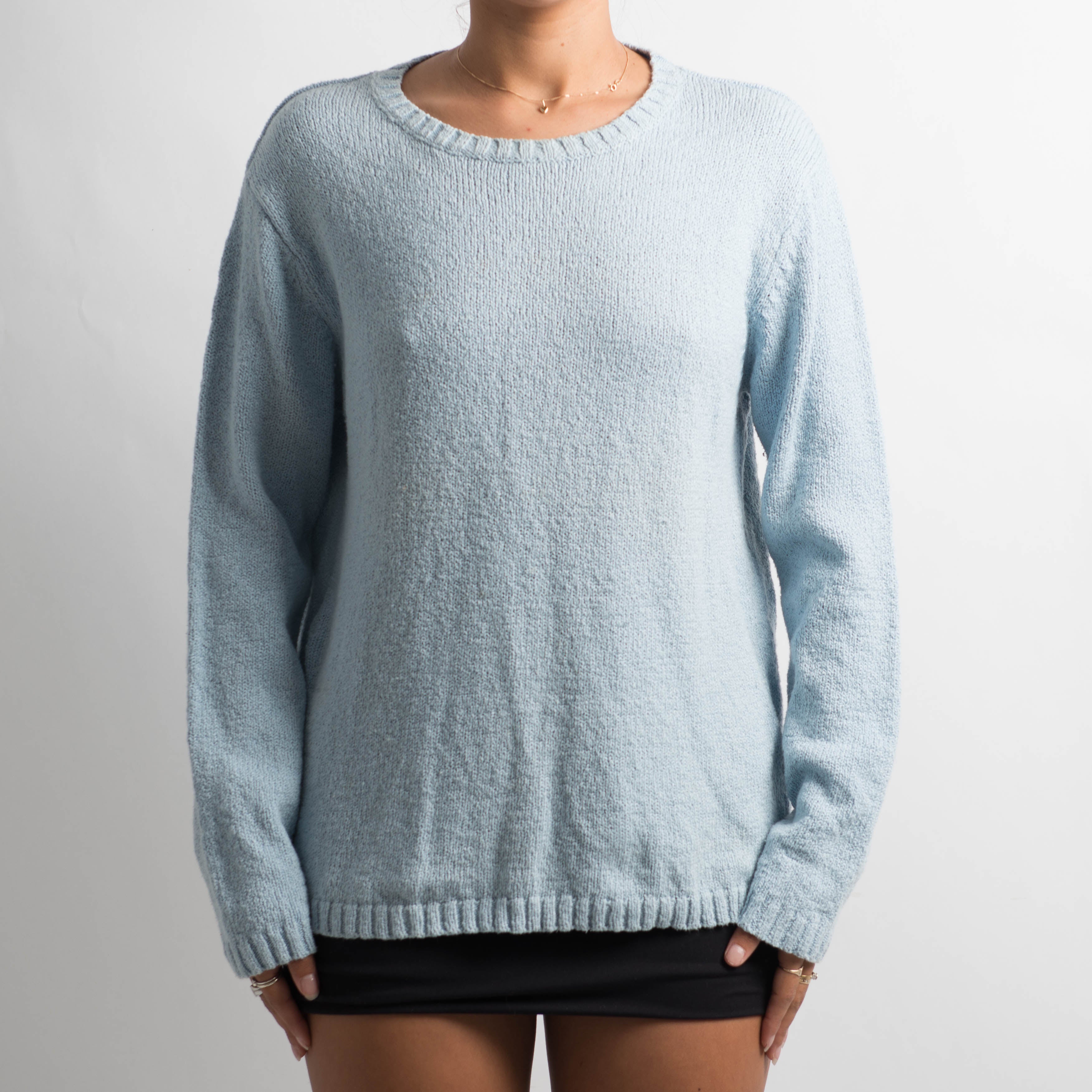 BLUE KNIT SWEATER