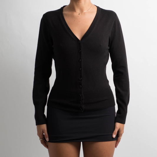 CLASSIC BLACK CARDIGAN