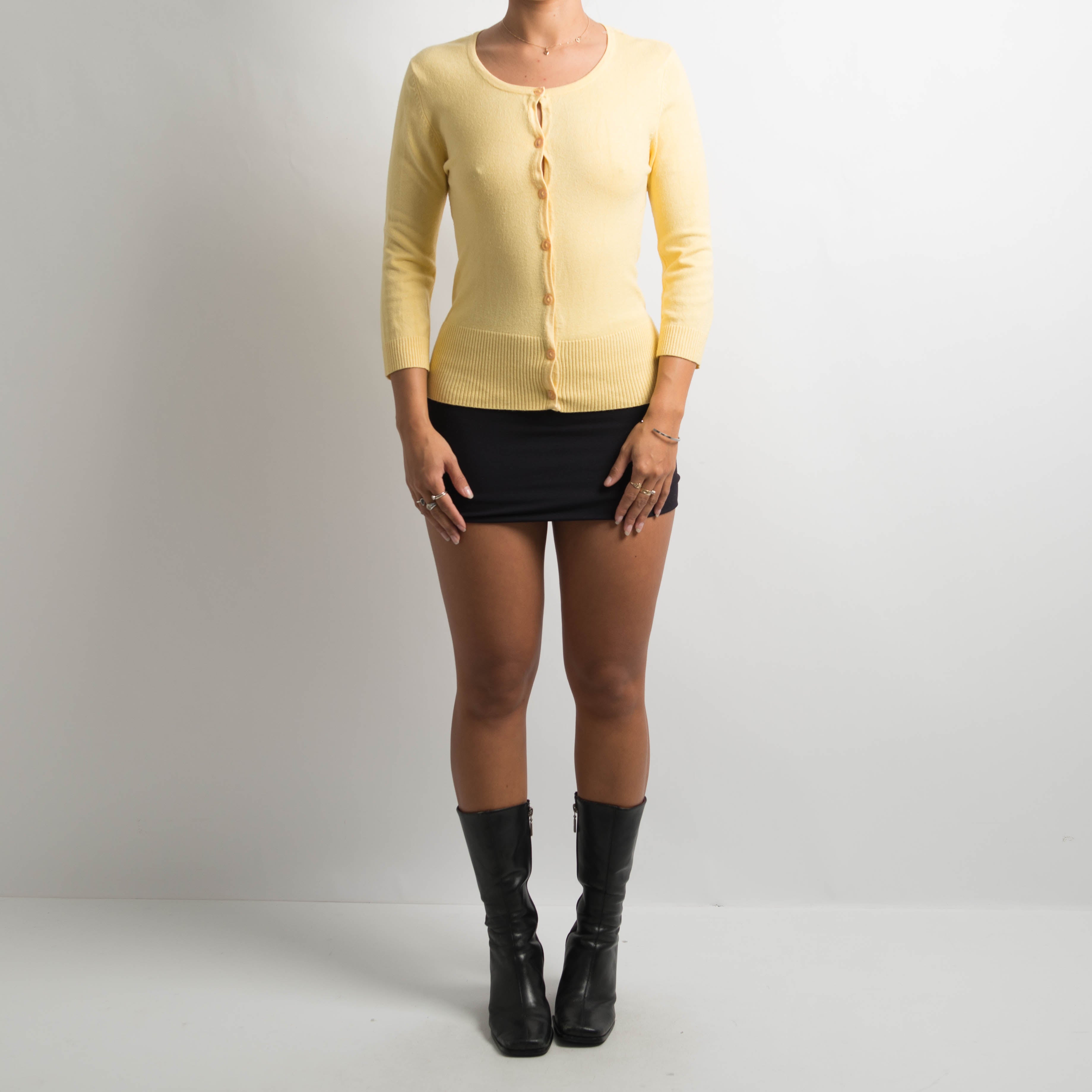 YELLOW SLIM FIT CARDIGAN