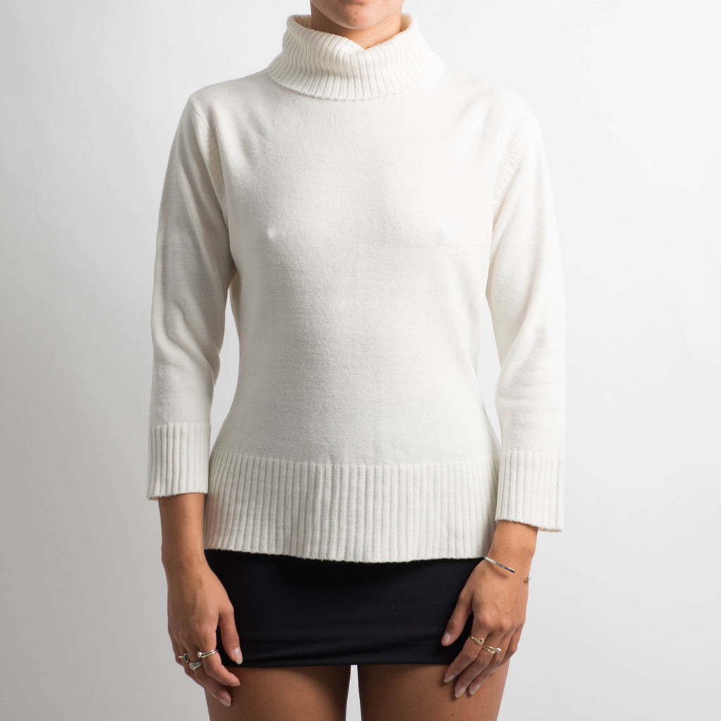 OFF WHITE TURTLENECK KNIT