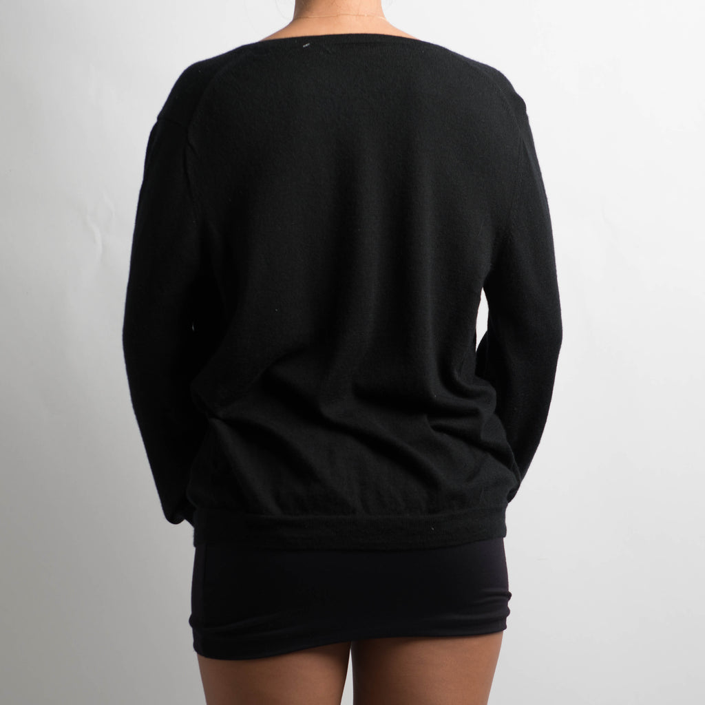 BLACK BUTTON CARDIGAN