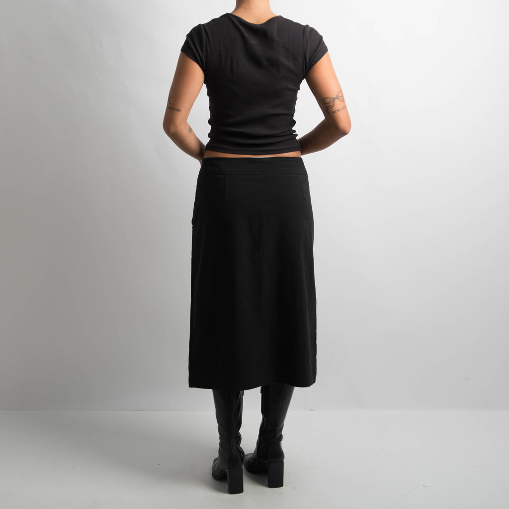 BLACK MIDI SKIRT