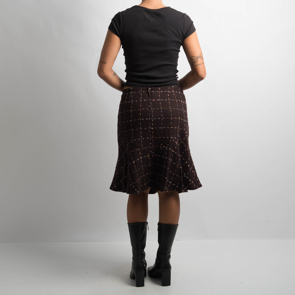 MAROON TEXTURED SKIRT